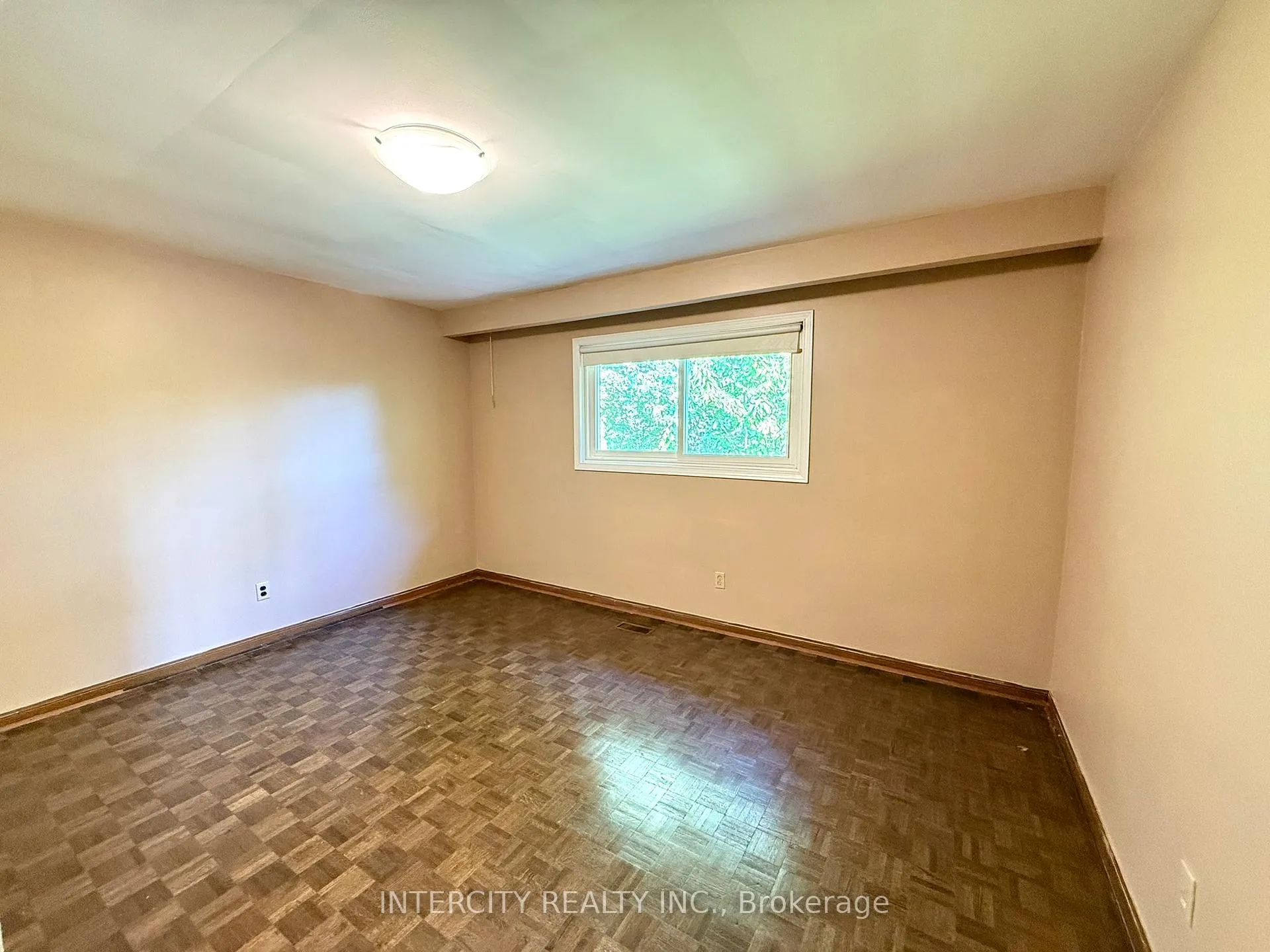 Photo 14 of 18 Glen Cameron Road, Markham, Thornhill — HOMEH