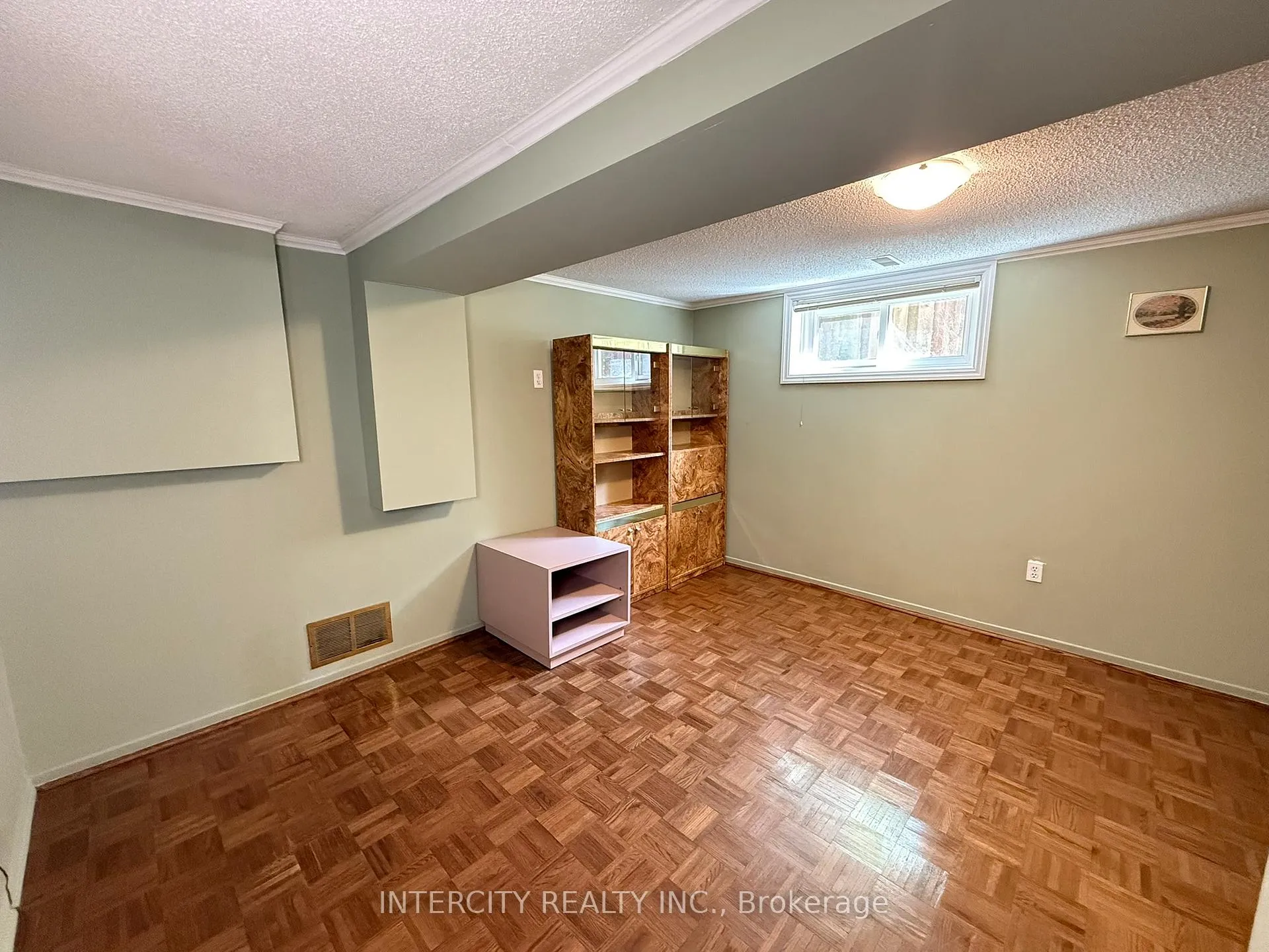 Photo 36 of 18 Glen Cameron Road, Markham, Thornhill — HOMEH