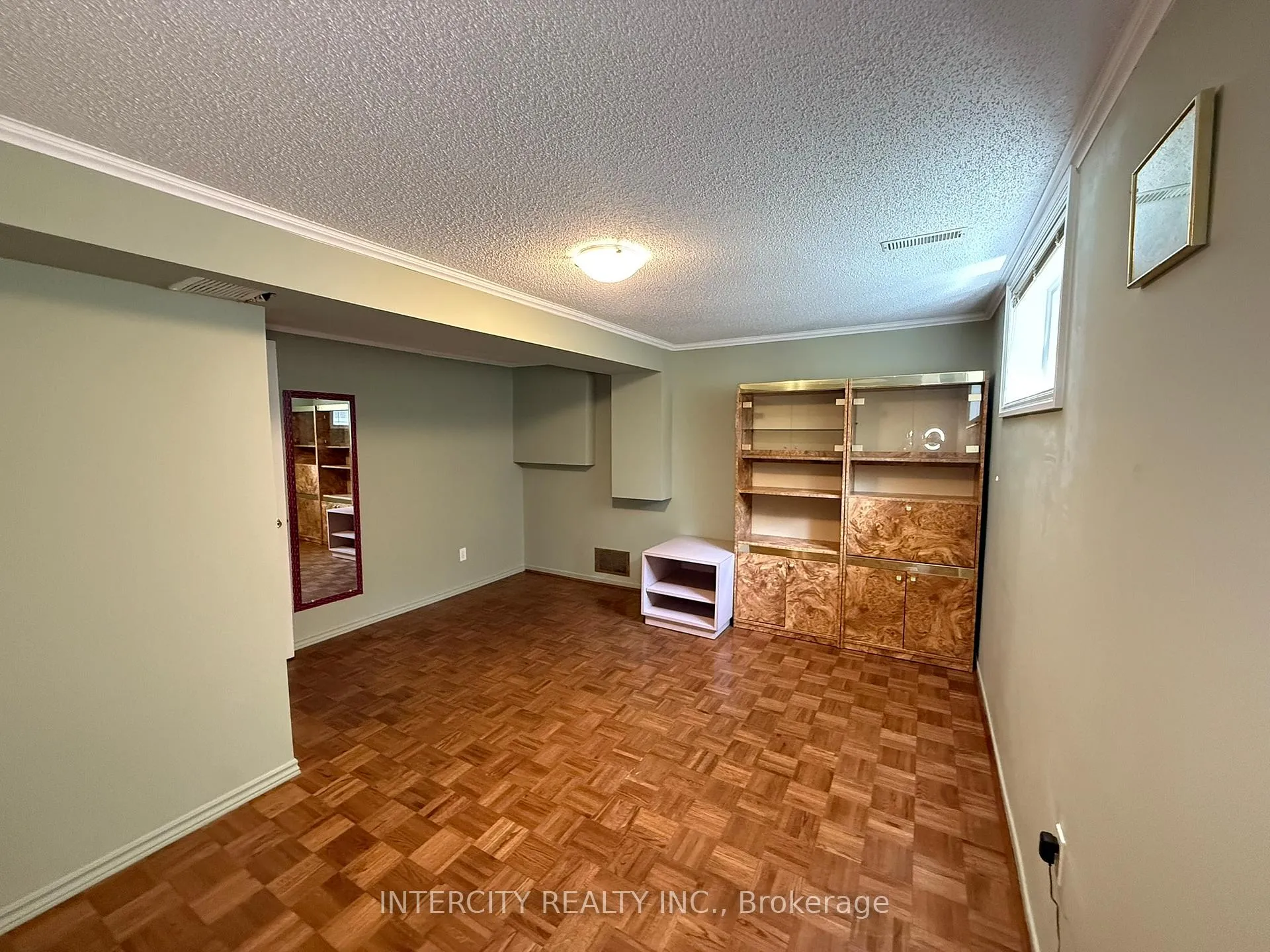 Photo 37 of 18 Glen Cameron Road, Markham, Thornhill — HOMEH