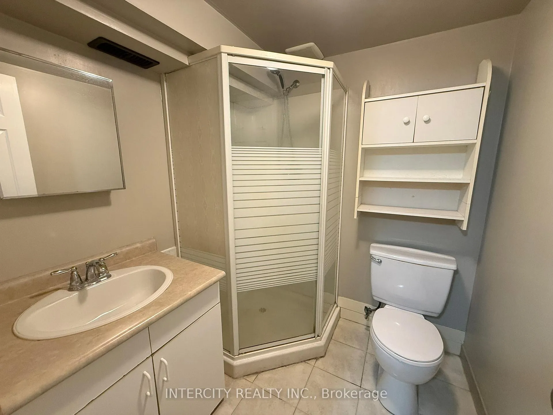 Photo 38 of 18 Glen Cameron Road, Markham, Thornhill — HOMEH