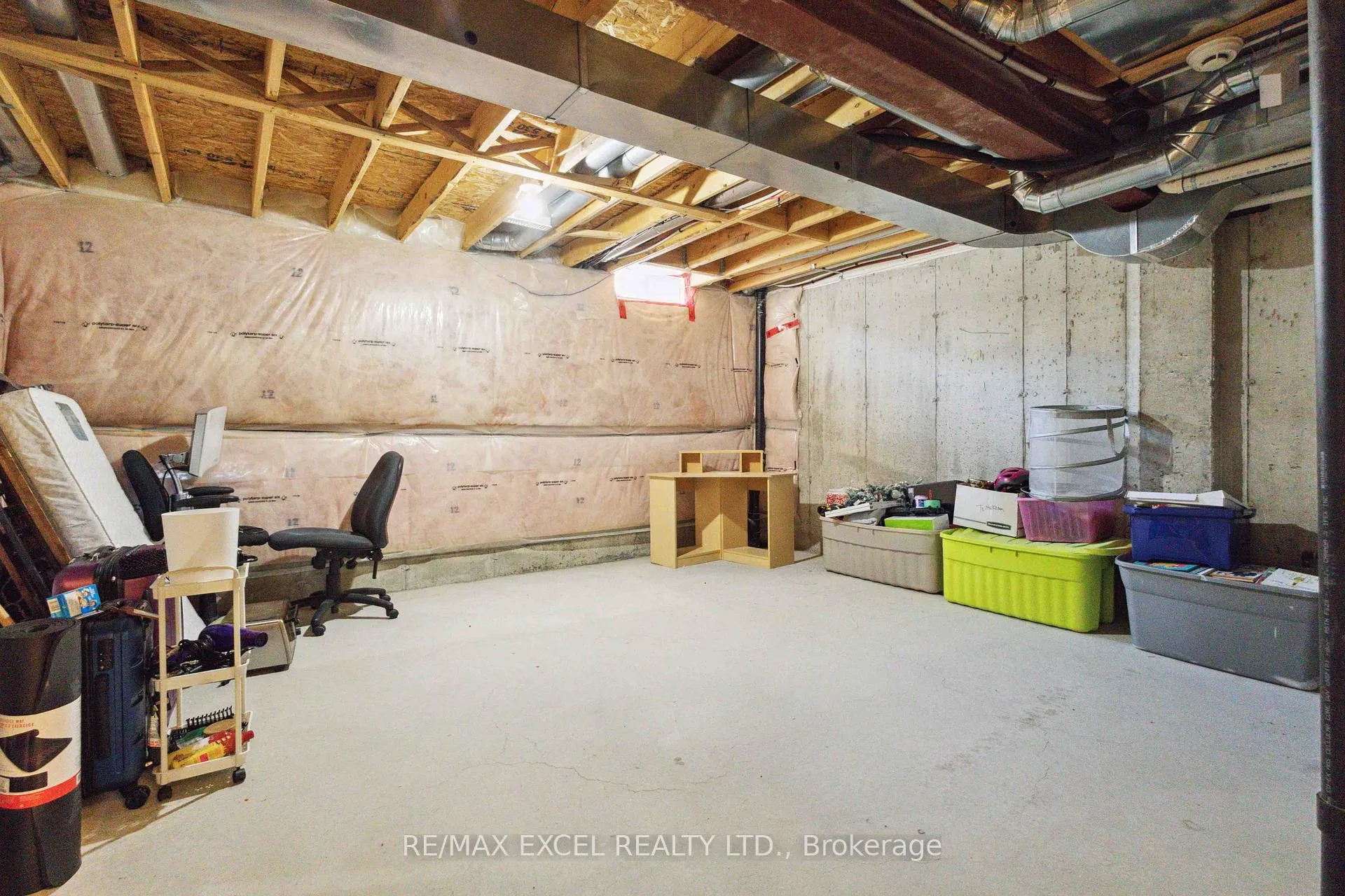 Photo 28 of 26 Farmstead Drive, Clarington, Bowmanville — HOMEH
