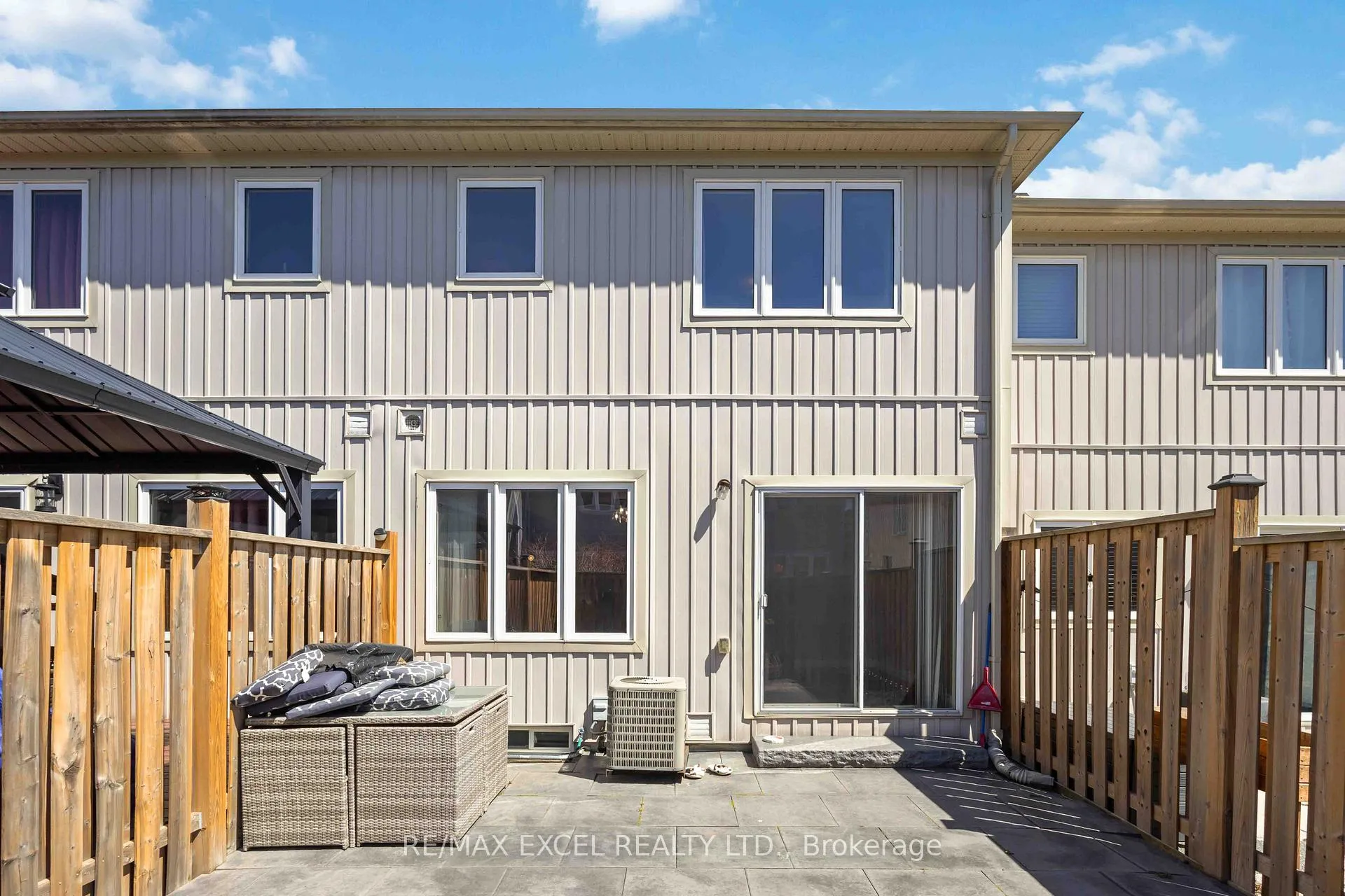 Photo 30 of 26 Farmstead Drive, Clarington, Bowmanville — HOMEH