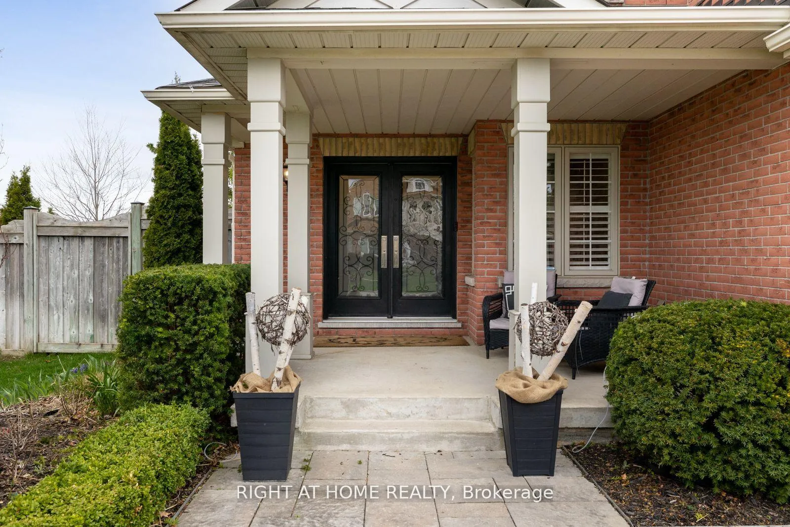 Photo 3 of 2 Mackey Drive, Whitby, Lynde Creek — HOMEH