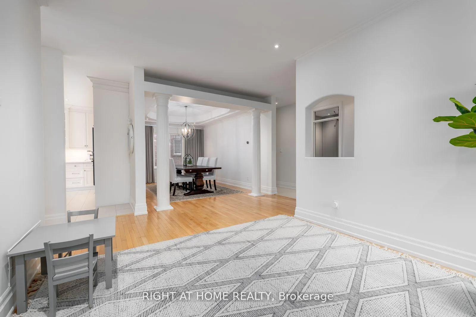 Photo 6 of 2 Mackey Drive, Whitby, Lynde Creek — HOMEH