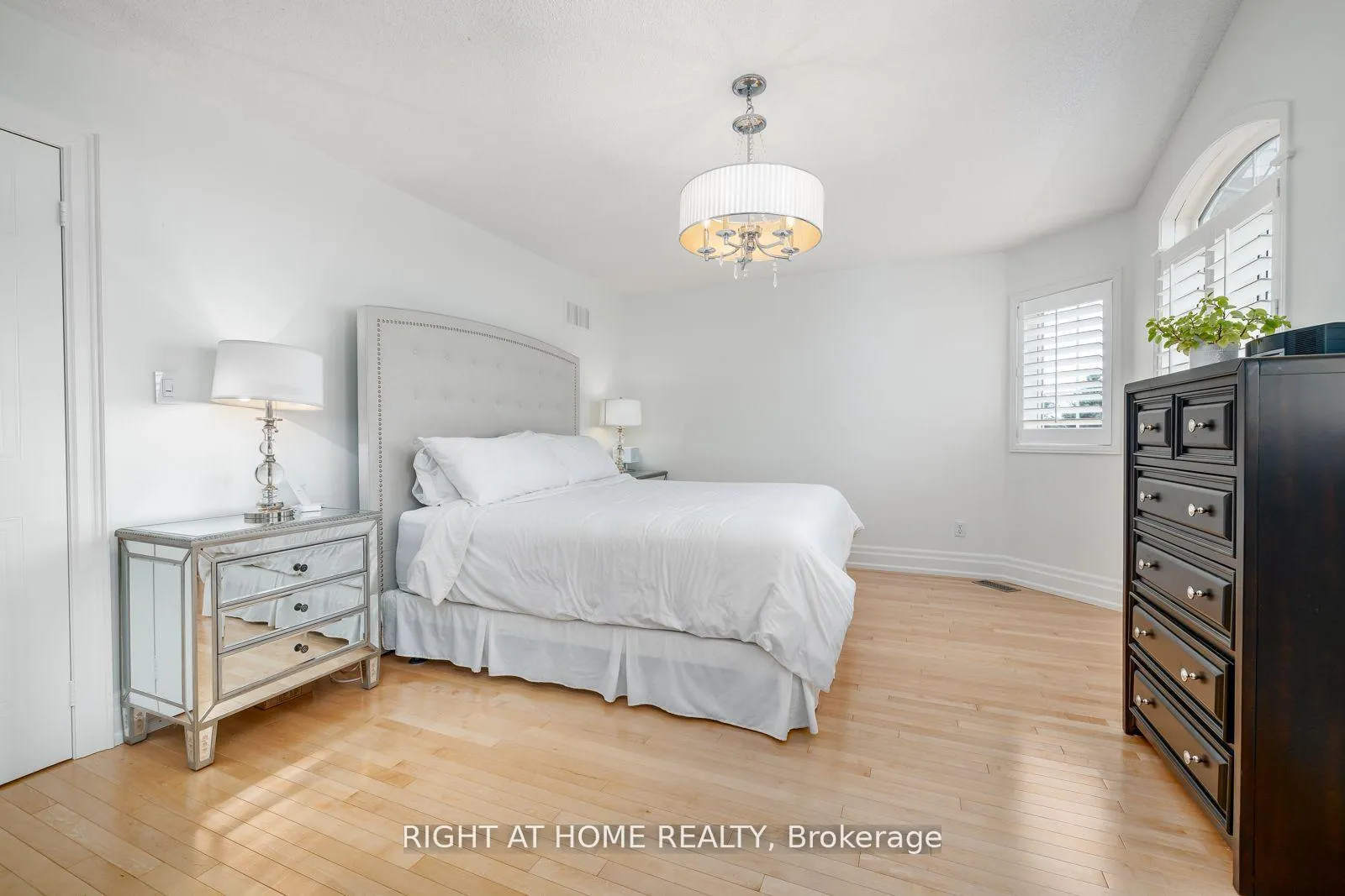 Photo 16 of 2 Mackey Drive, Whitby, Lynde Creek — HOMEH