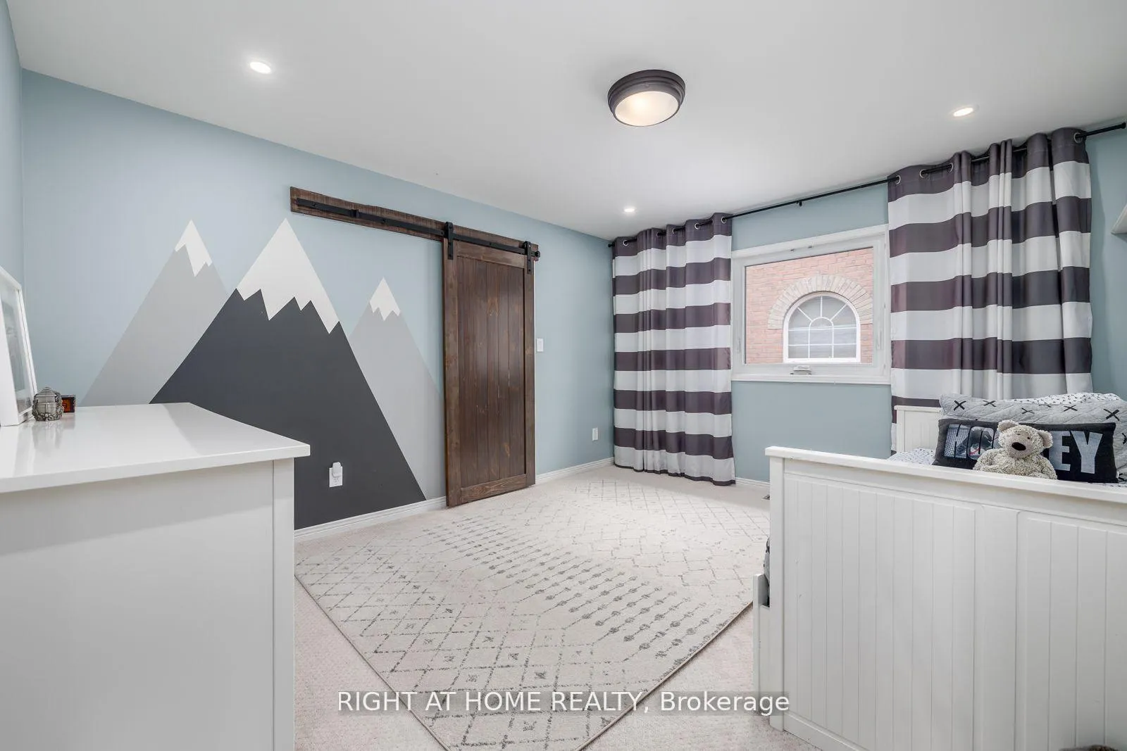 Photo 22 of 2 Mackey Drive, Whitby, Lynde Creek — HOMEH