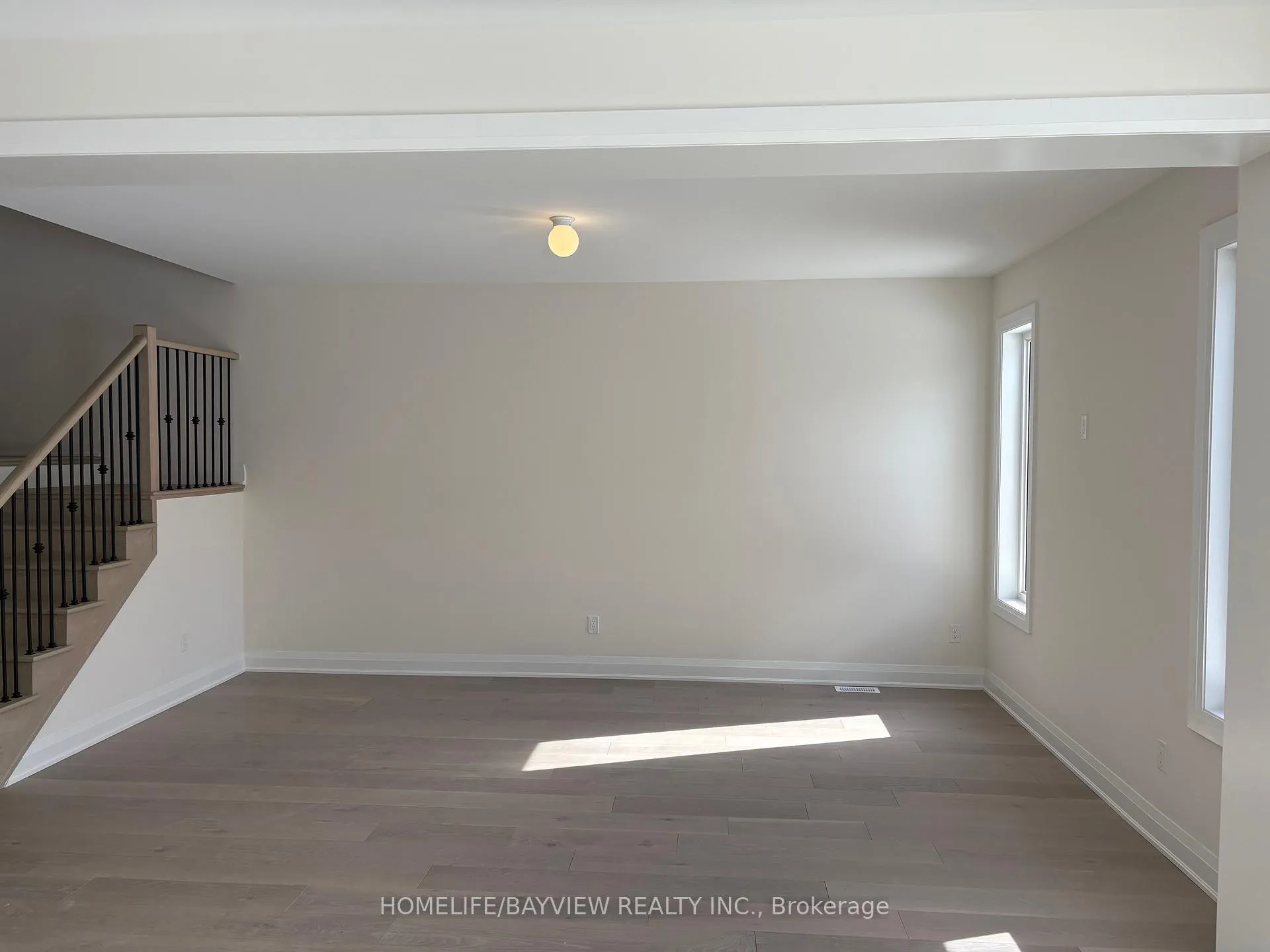Photo 9 of 1341 Davis Loop, Innisfil, Lefroy — HOMEH
