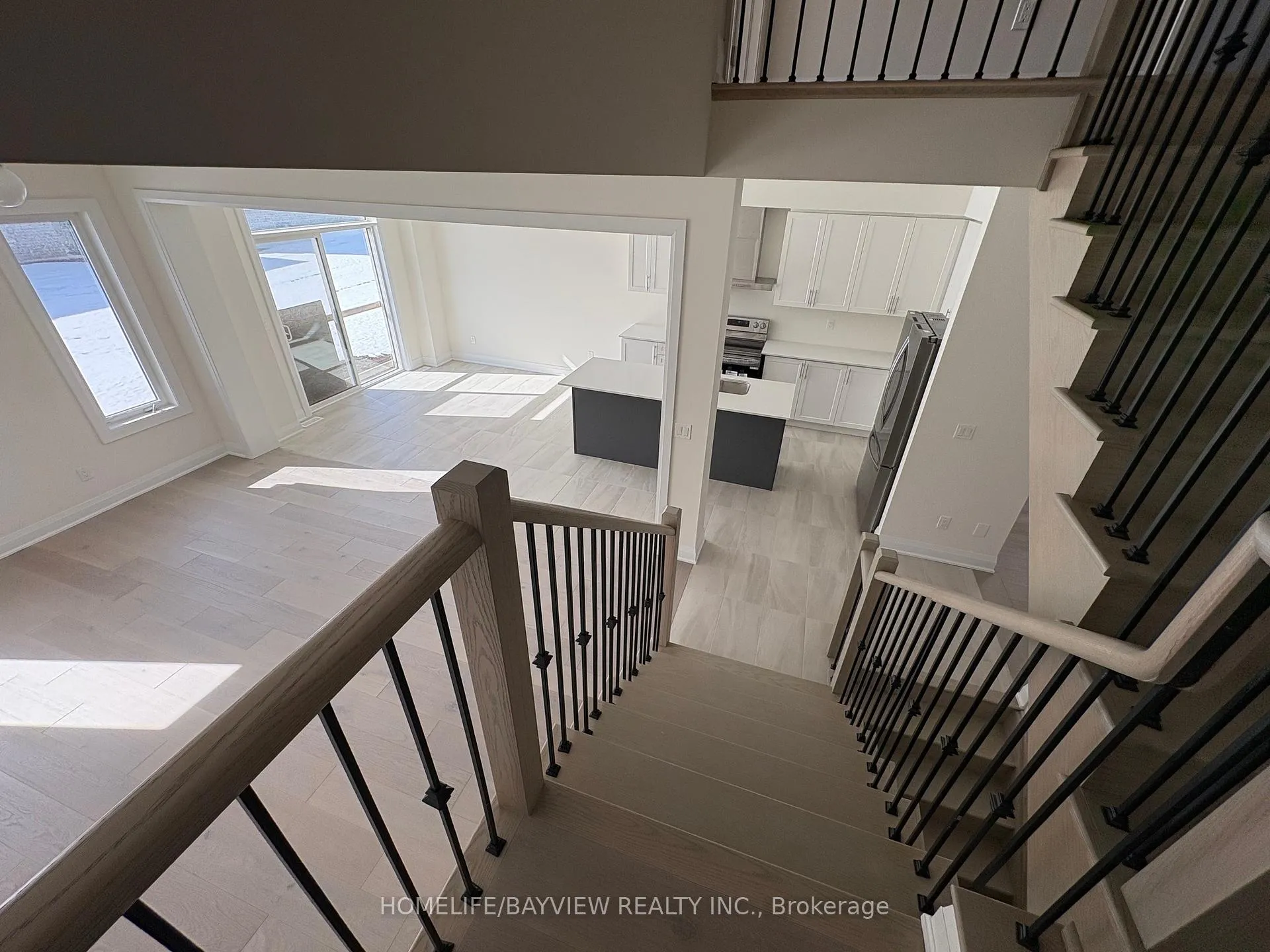 Photo 15 of 1341 Davis Loop, Innisfil, Lefroy — HOMEH