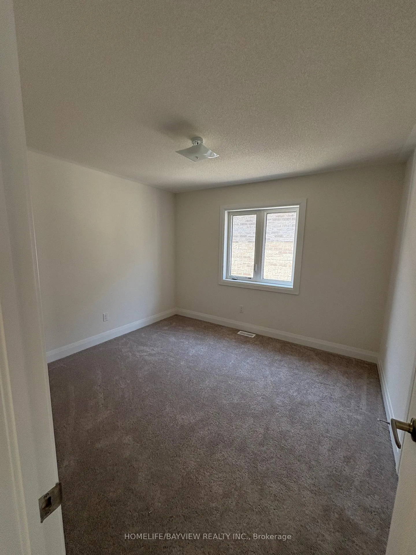 Photo 20 of 1341 Davis Loop, Innisfil, Lefroy — HOMEH