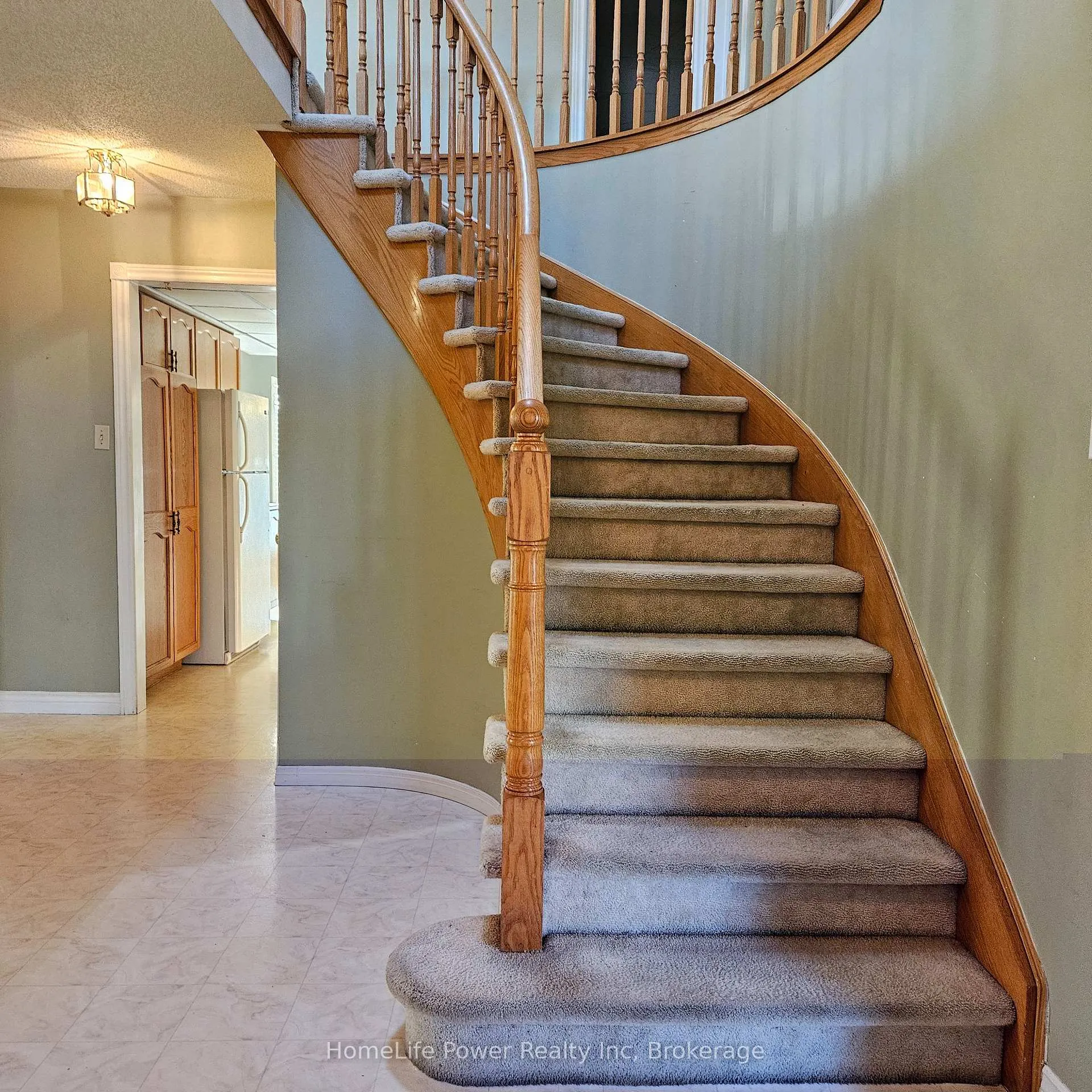 Photo 7 of 115 Cranston Avenue, Cambridge — HOMEH