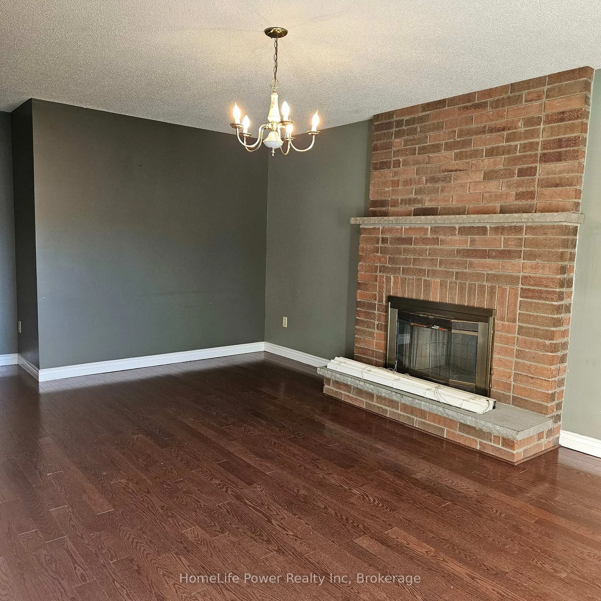 Photo 9 of 115 Cranston Avenue, Cambridge — HOMEH