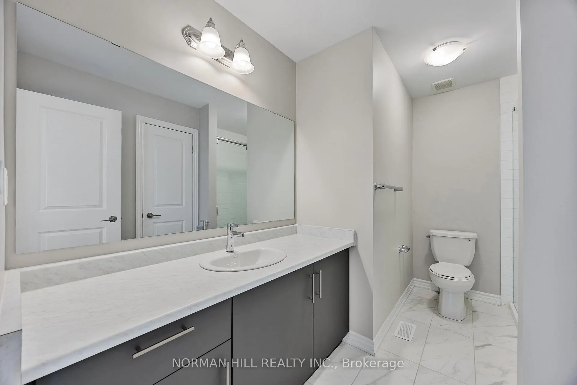 Photo 40 of 102 Shepherd Drive, Barrie, Painswick South — HOMEH