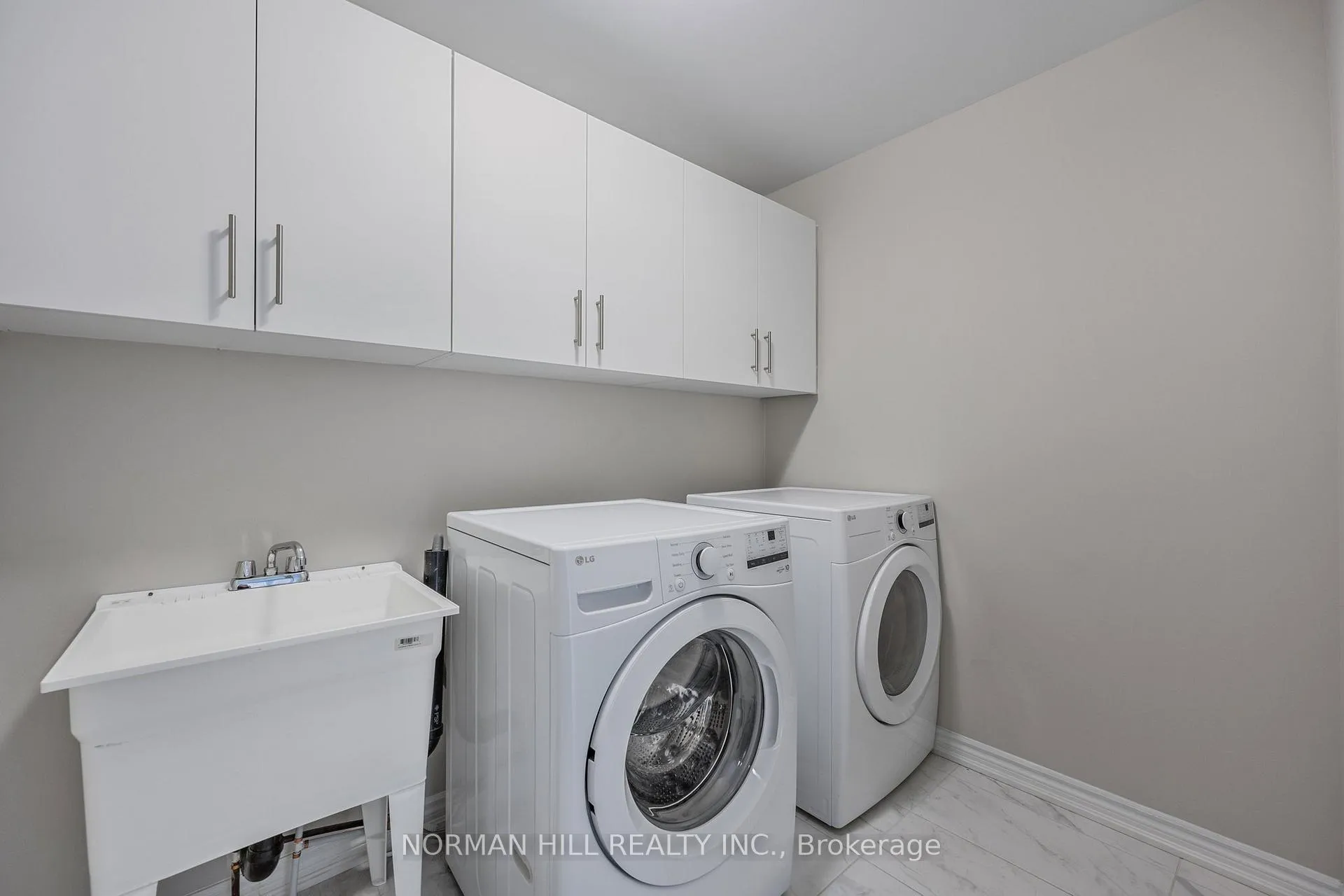 Photo 42 of 102 Shepherd Drive, Barrie, Painswick South — HOMEH