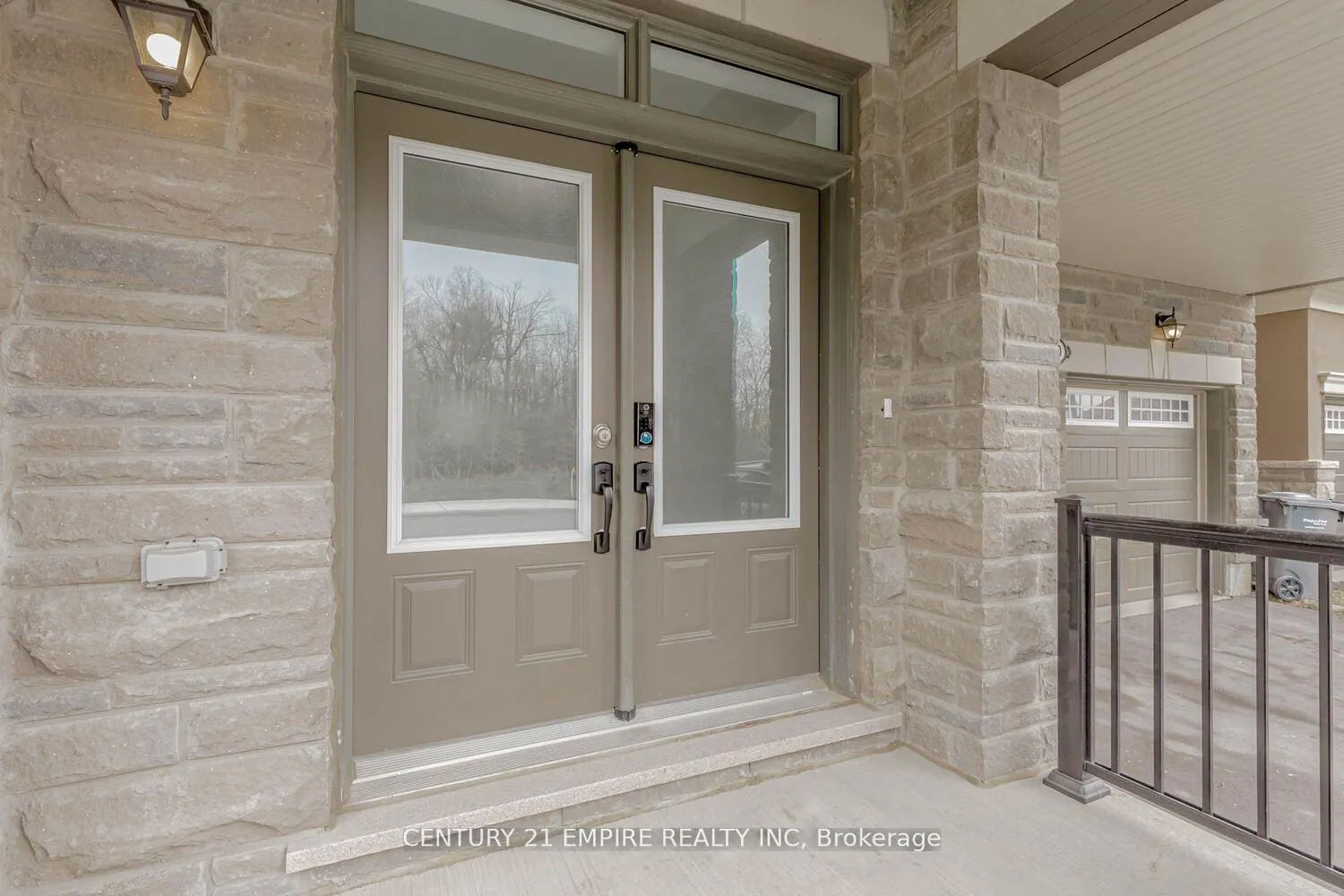 Photo 2 of Unit Main, 90 Eberly Woods Drive, Caledon, Rural Caledon — HOMEH