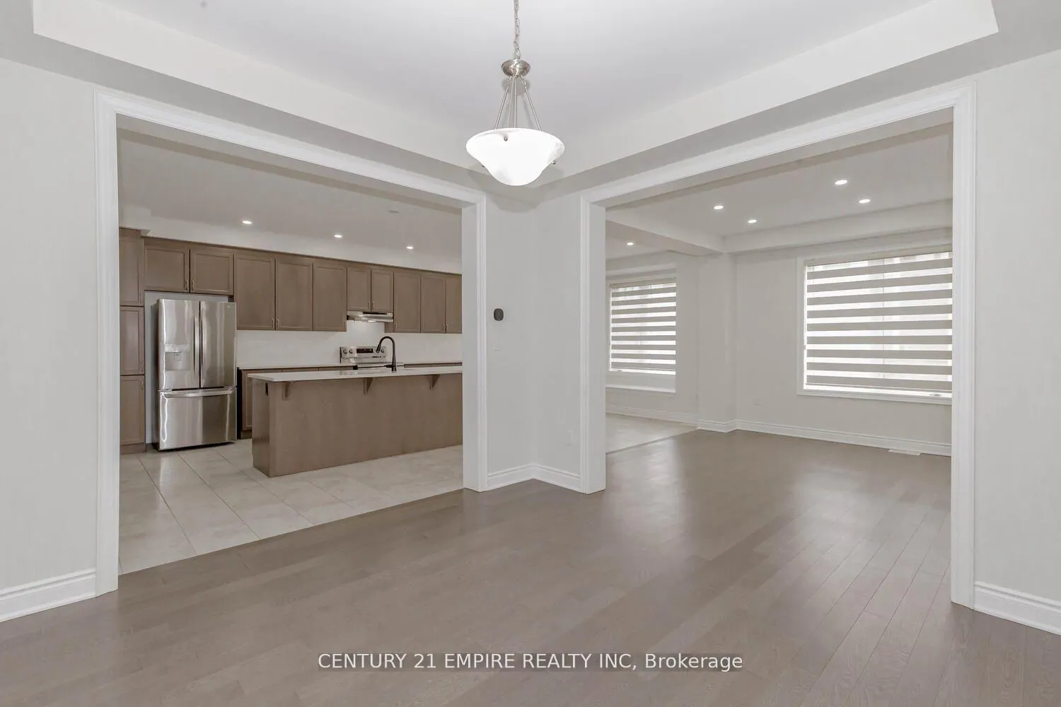 Photo 10 of Unit Main, 90 Eberly Woods Drive, Caledon, Rural Caledon — HOMEH