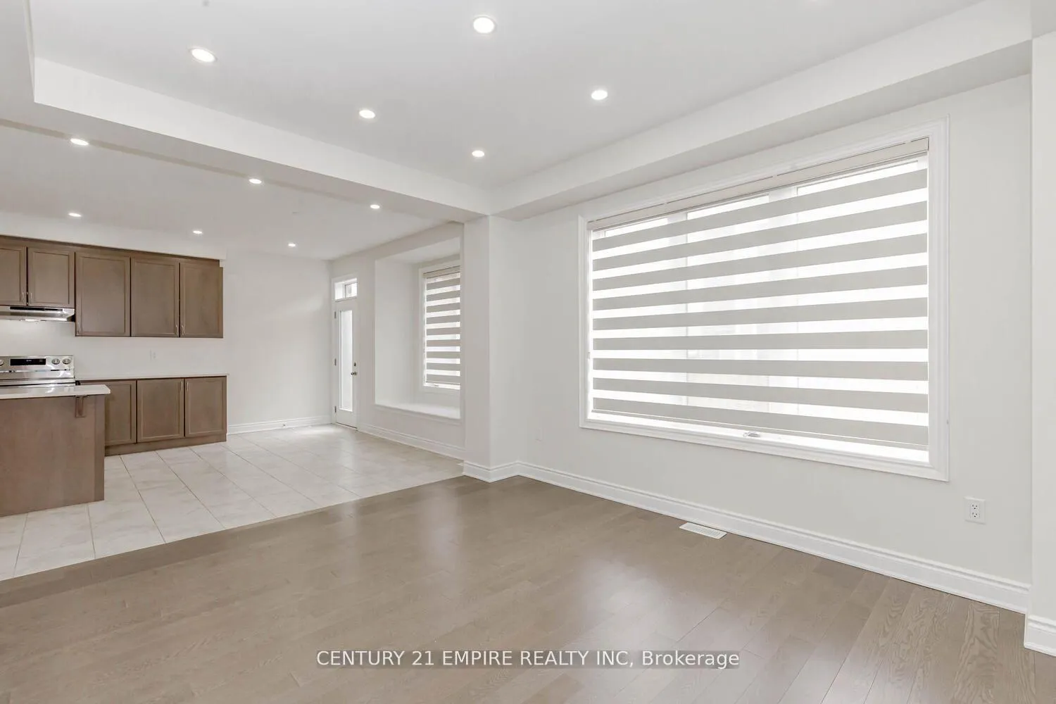 Photo 12 of Unit Main, 90 Eberly Woods Drive, Caledon, Rural Caledon — HOMEH