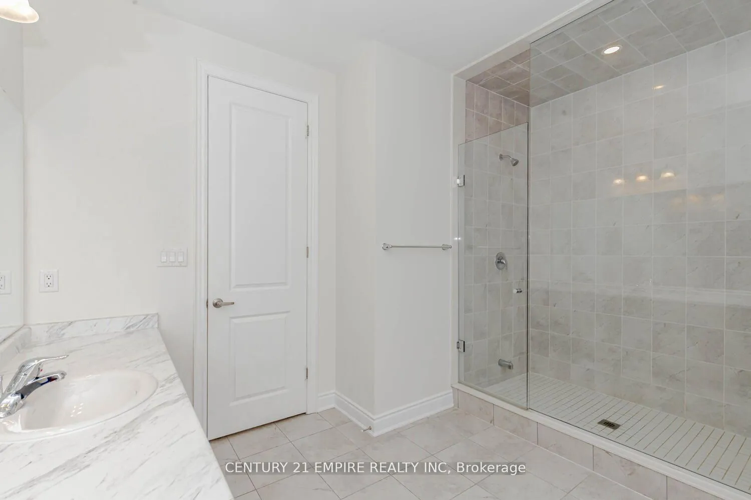 Photo 19 of Unit Main, 90 Eberly Woods Drive, Caledon, Rural Caledon — HOMEH