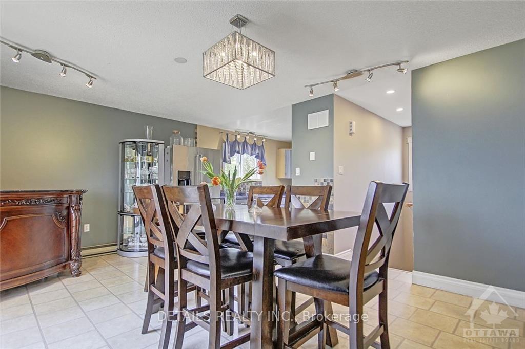 Photo 6 of 476 Bayview Drive, Ottawa, Constance Bay — HOMEH