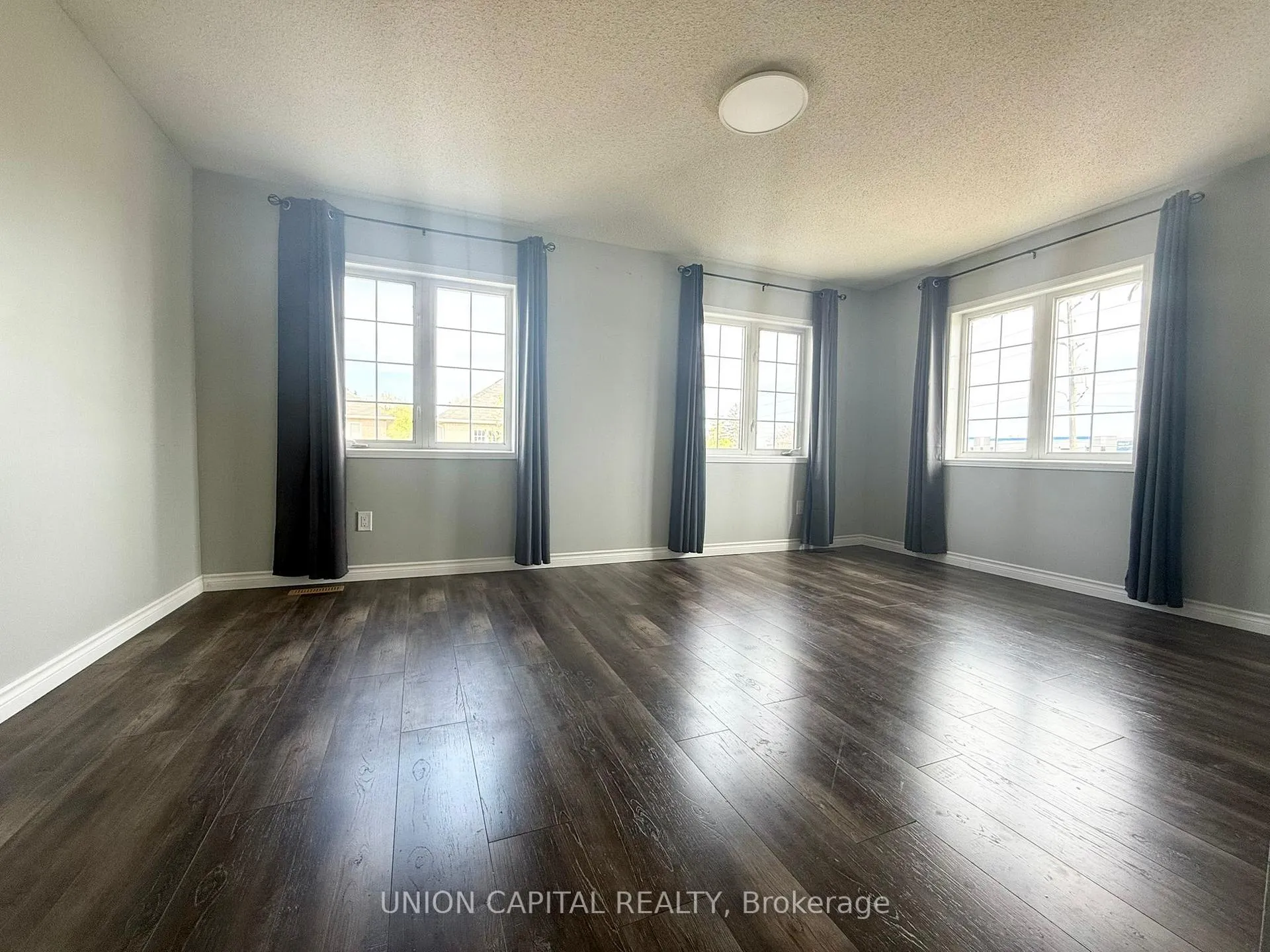 Photo 17 of 93 Ferncliffe Crescent, Markham, Cedarwood — HOMEH