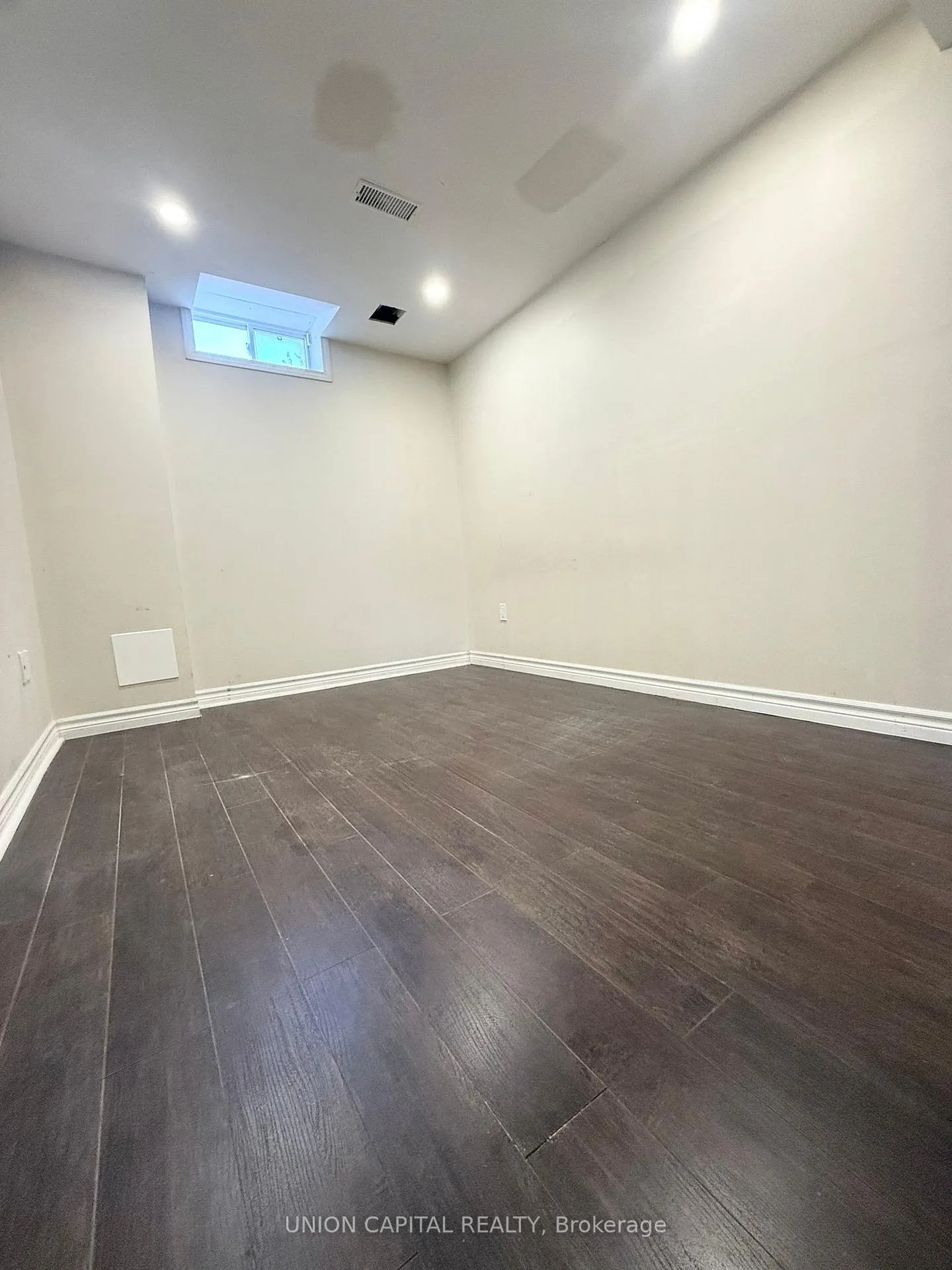 Photo 30 of 93 Ferncliffe Crescent, Markham, Cedarwood — HOMEH