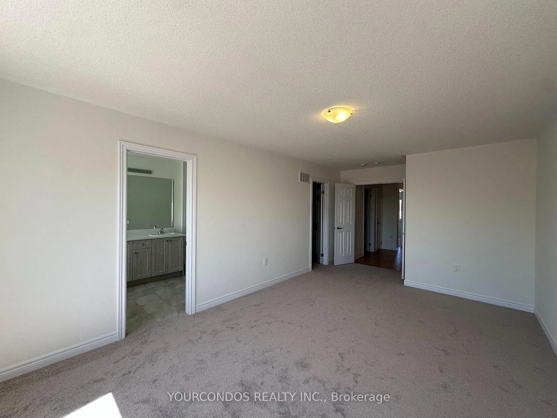 Photo 8 of 933 Elizabeth Mackenzie Drive, Pickering, Rural Pickering — HOMEH