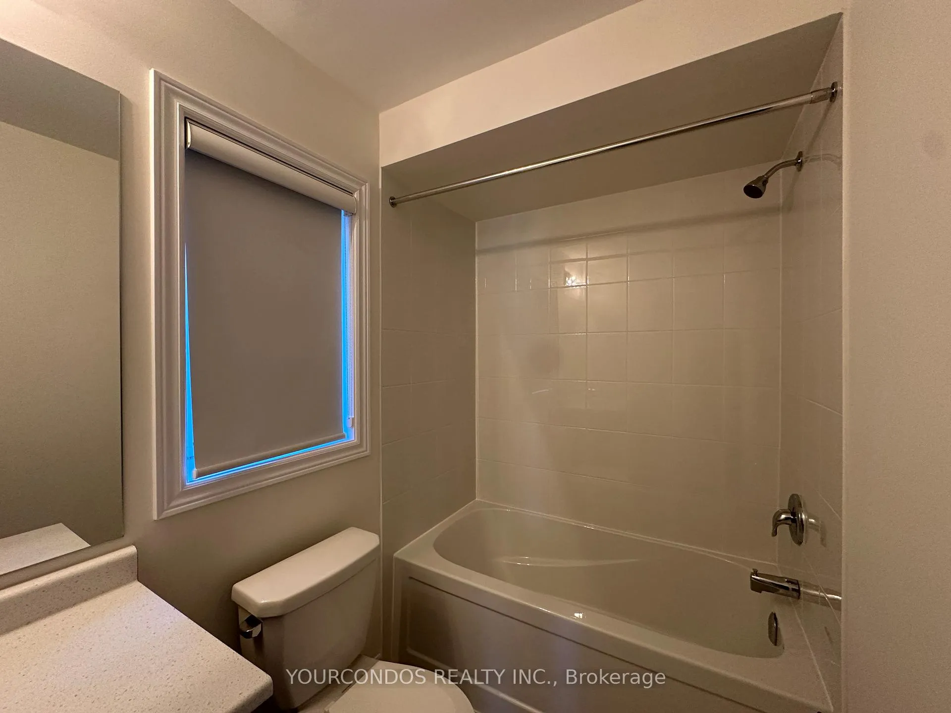 Photo 16 of 933 Elizabeth Mackenzie Drive, Pickering, Rural Pickering — HOMEH