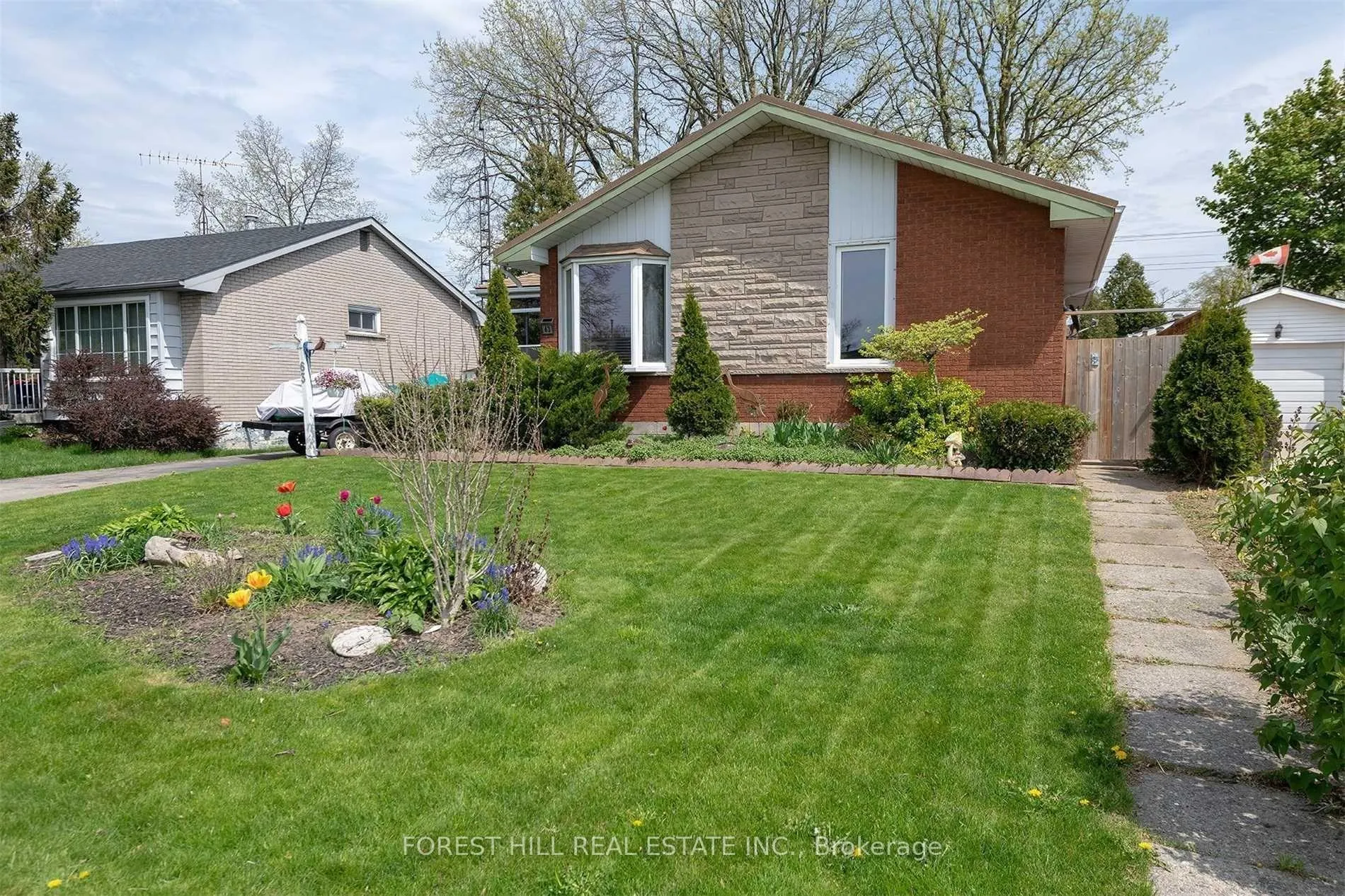 Photo 1 of 63 Cardinal Drive, Hamilton, Bruleville — HOMEH