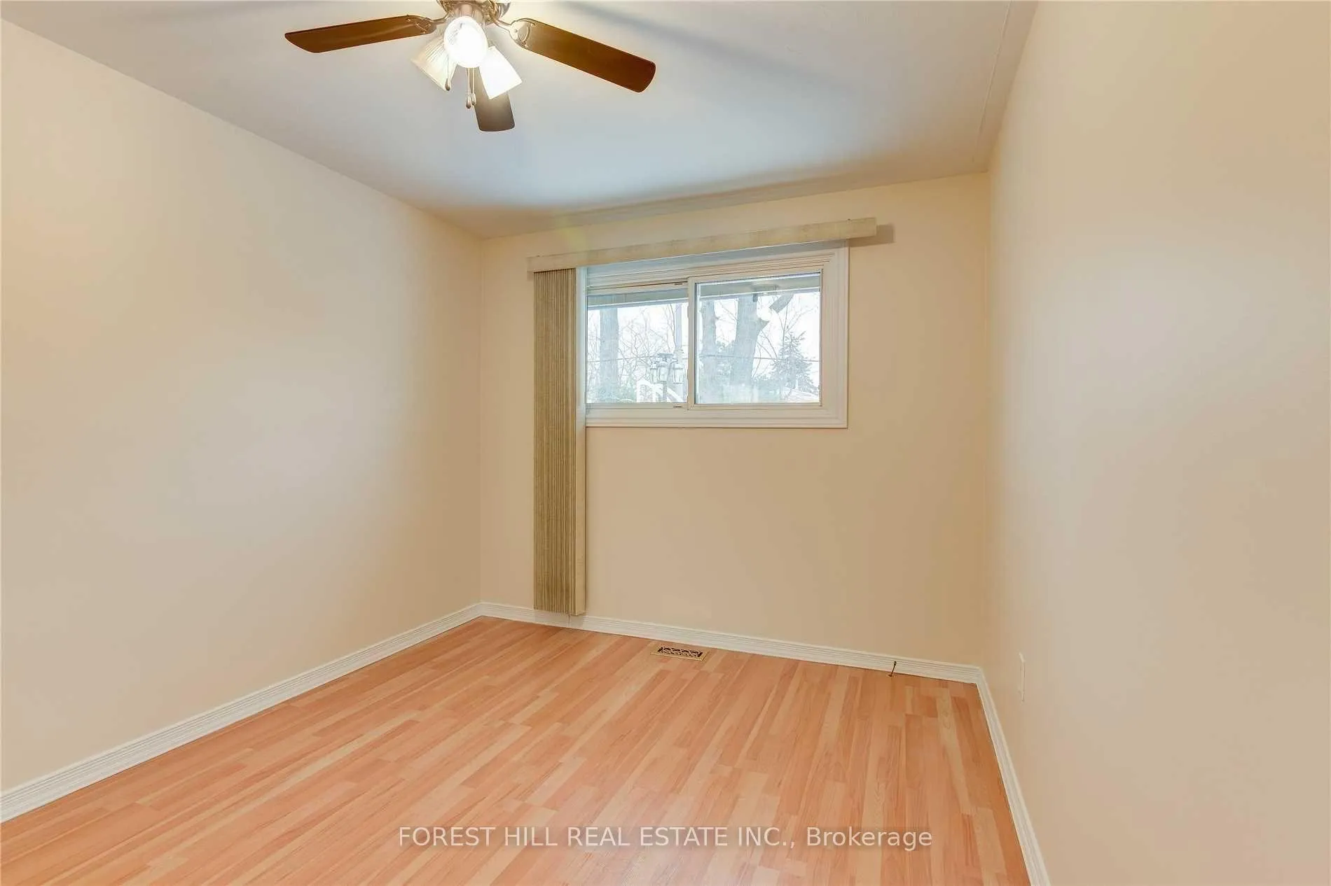 Photo 11 of 63 Cardinal Drive, Hamilton, Bruleville — HOMEH