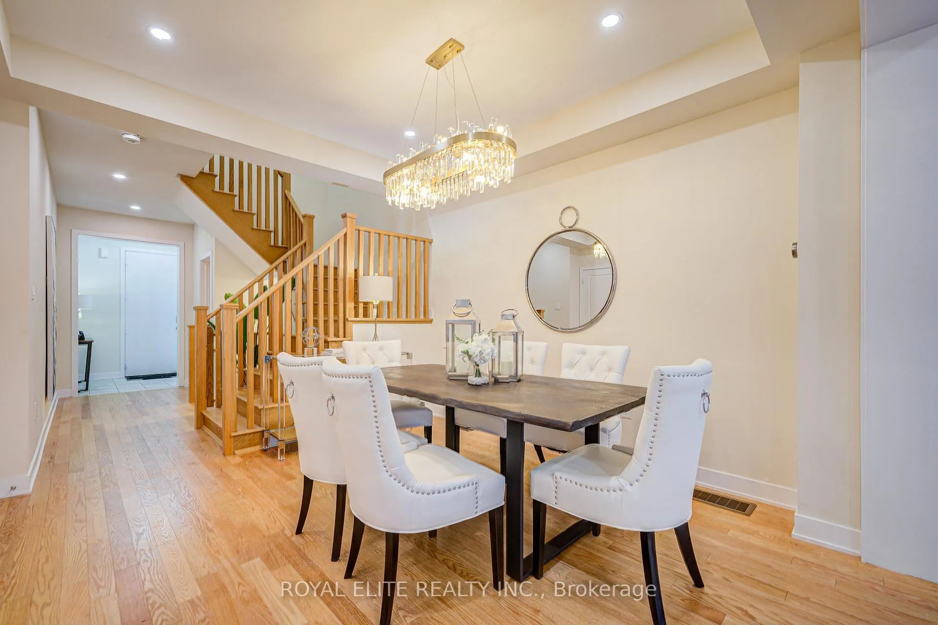 Photo 12 of 161 Badgerow Way, Aurora, Rural Aurora — HOMEH
