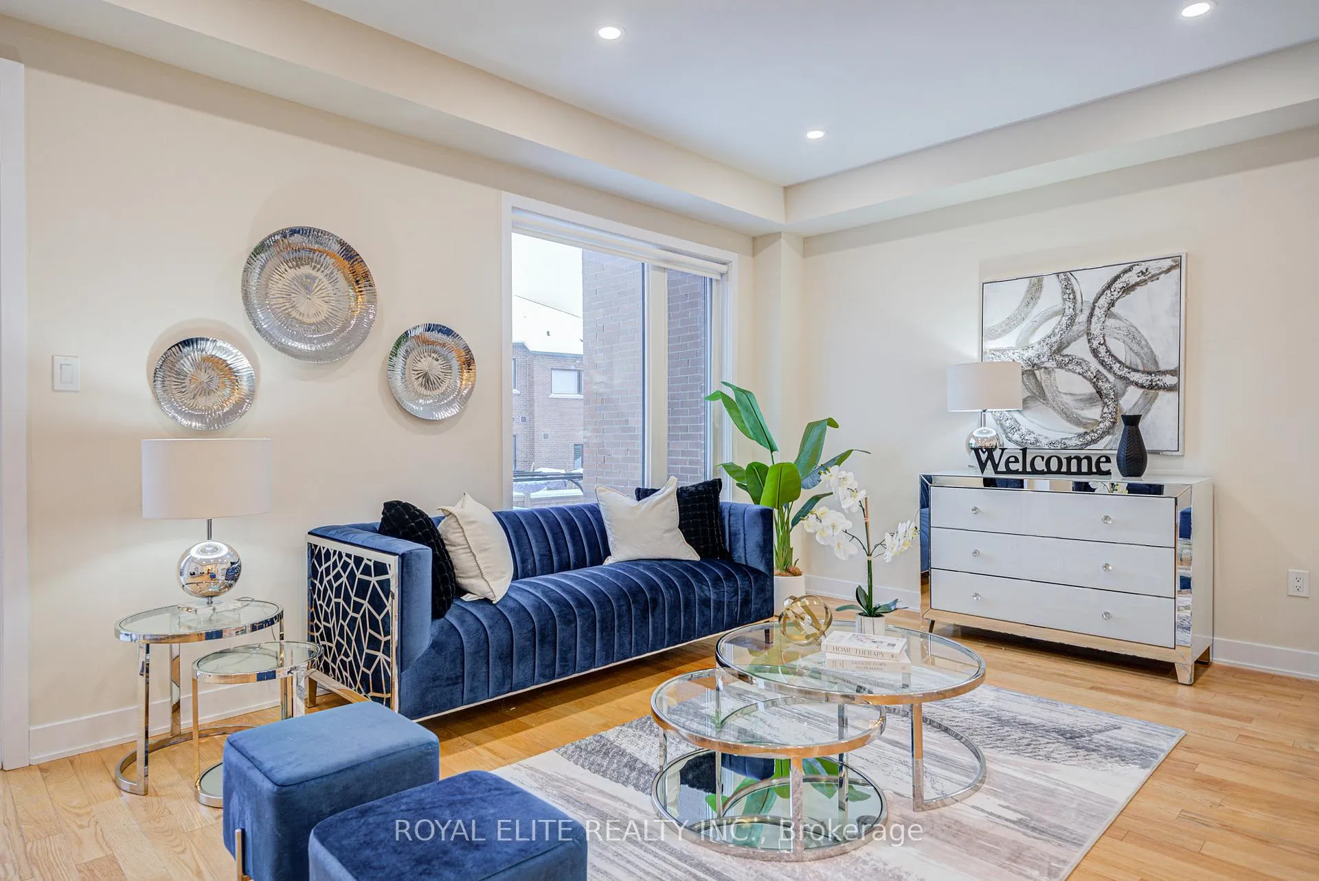 Photo 23 of 161 Badgerow Way, Aurora, Rural Aurora — HOMEH