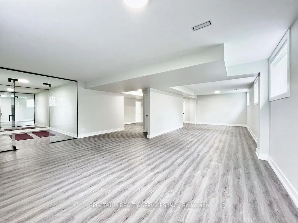 Photo 6 of 16 McGuire Court, King, Schomberg — HOMEH