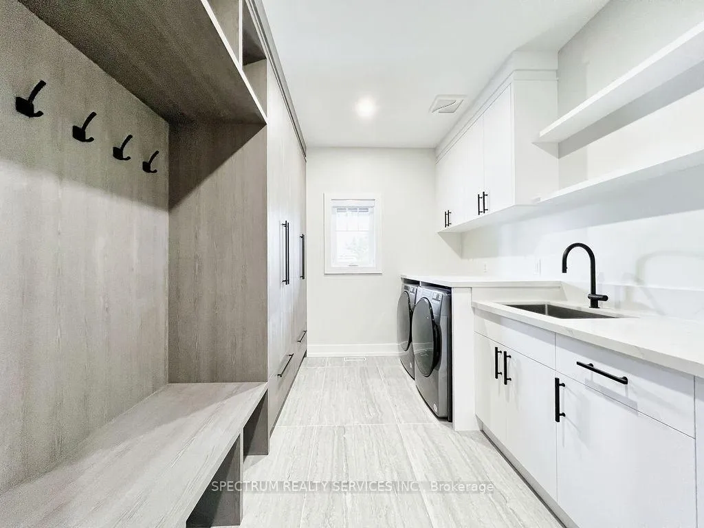 Photo 14 of 16 McGuire Court, King, Schomberg — HOMEH