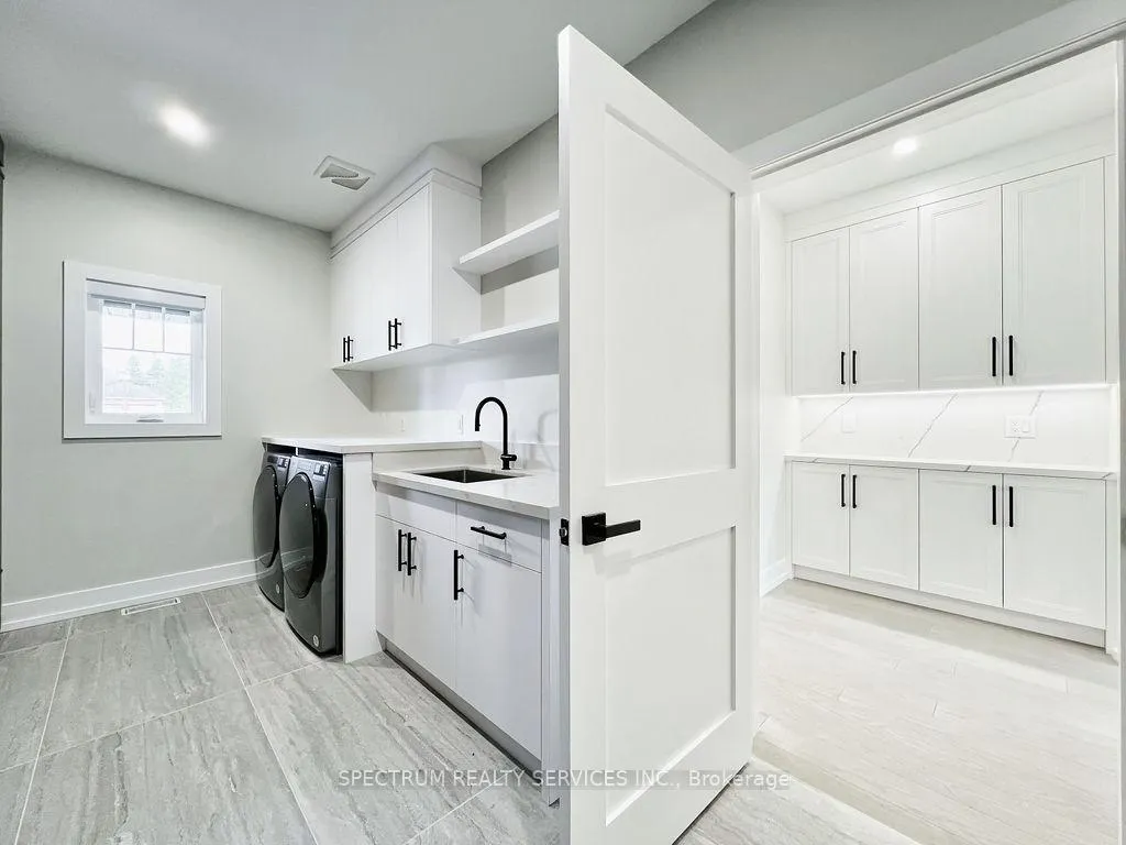 Photo 15 of 16 McGuire Court, King, Schomberg — HOMEH