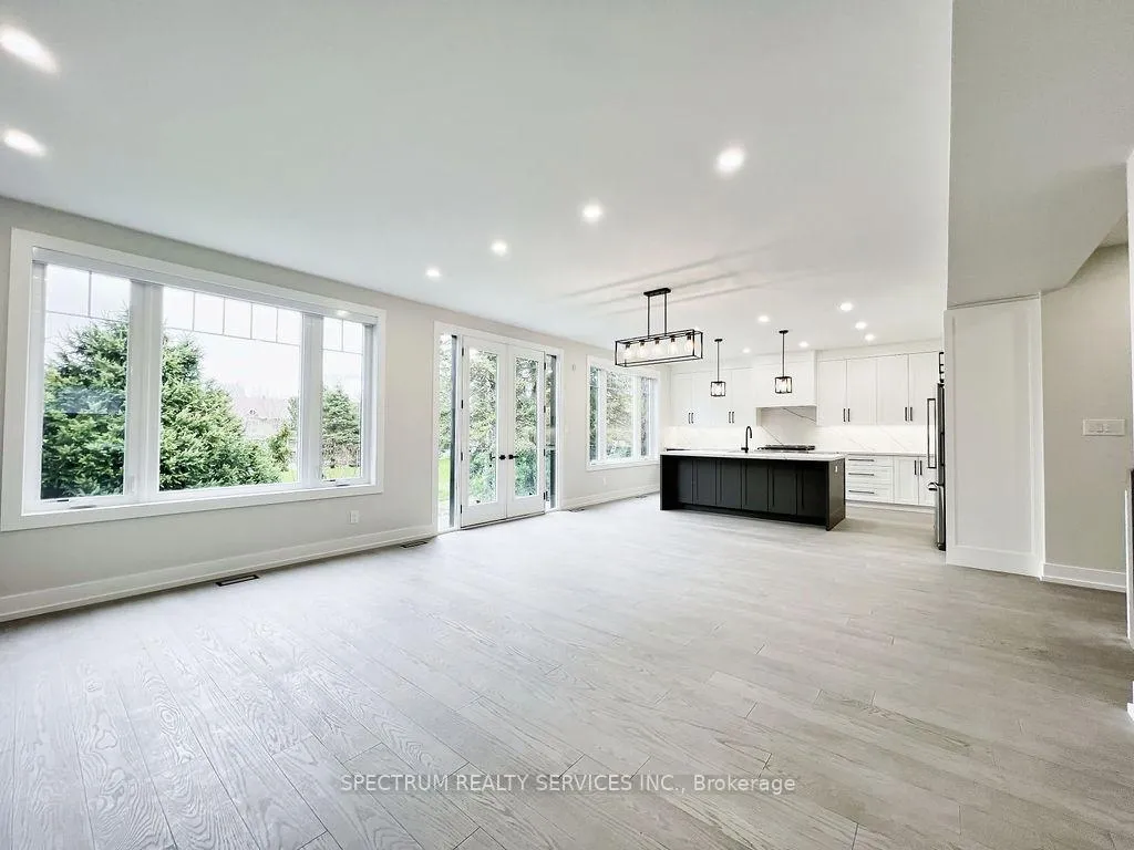 Photo 21 of 16 McGuire Court, King, Schomberg — HOMEH