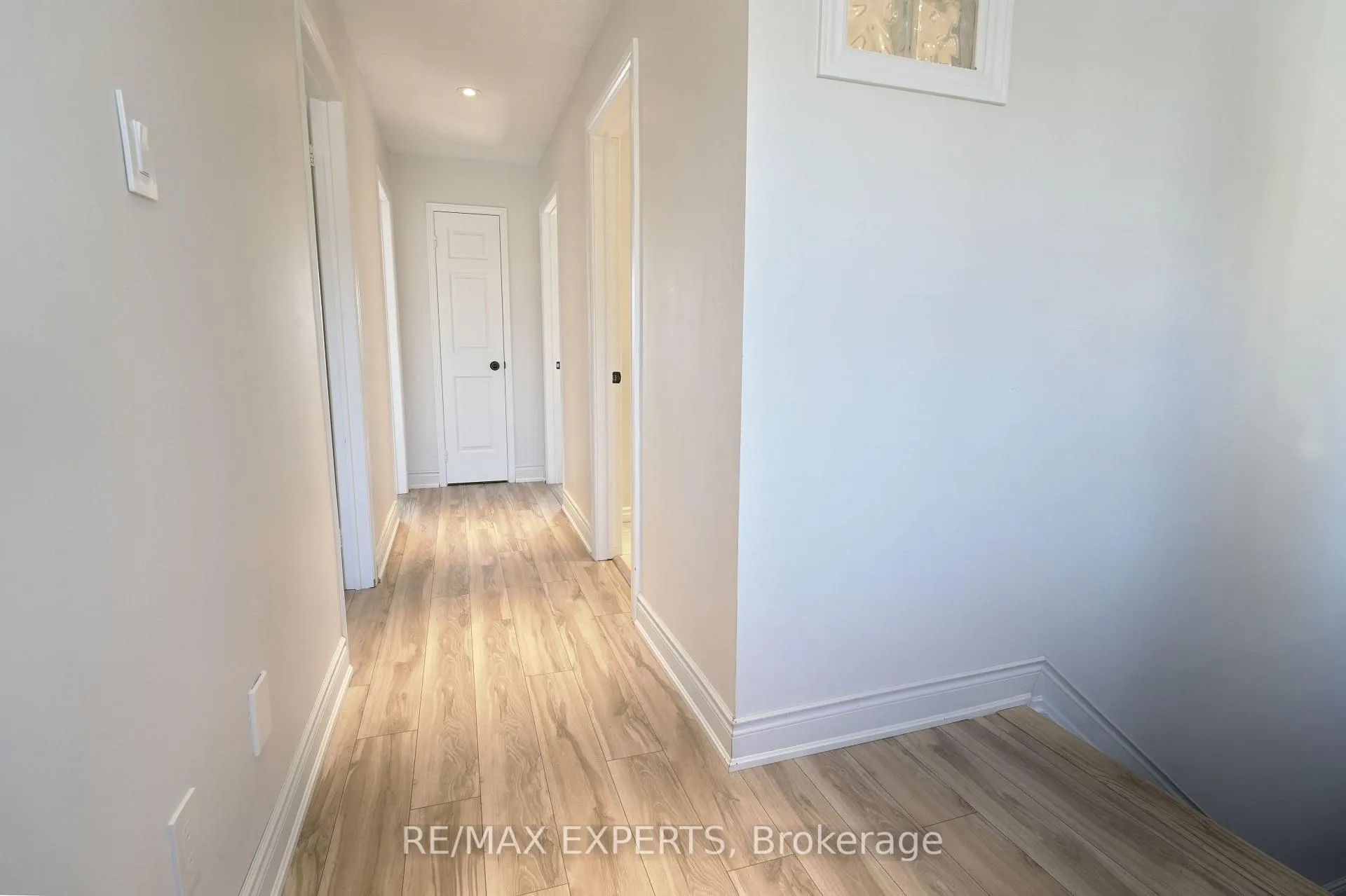 Photo 14 of 48 Sackville Street, Caledon, Bolton West — HOMEH