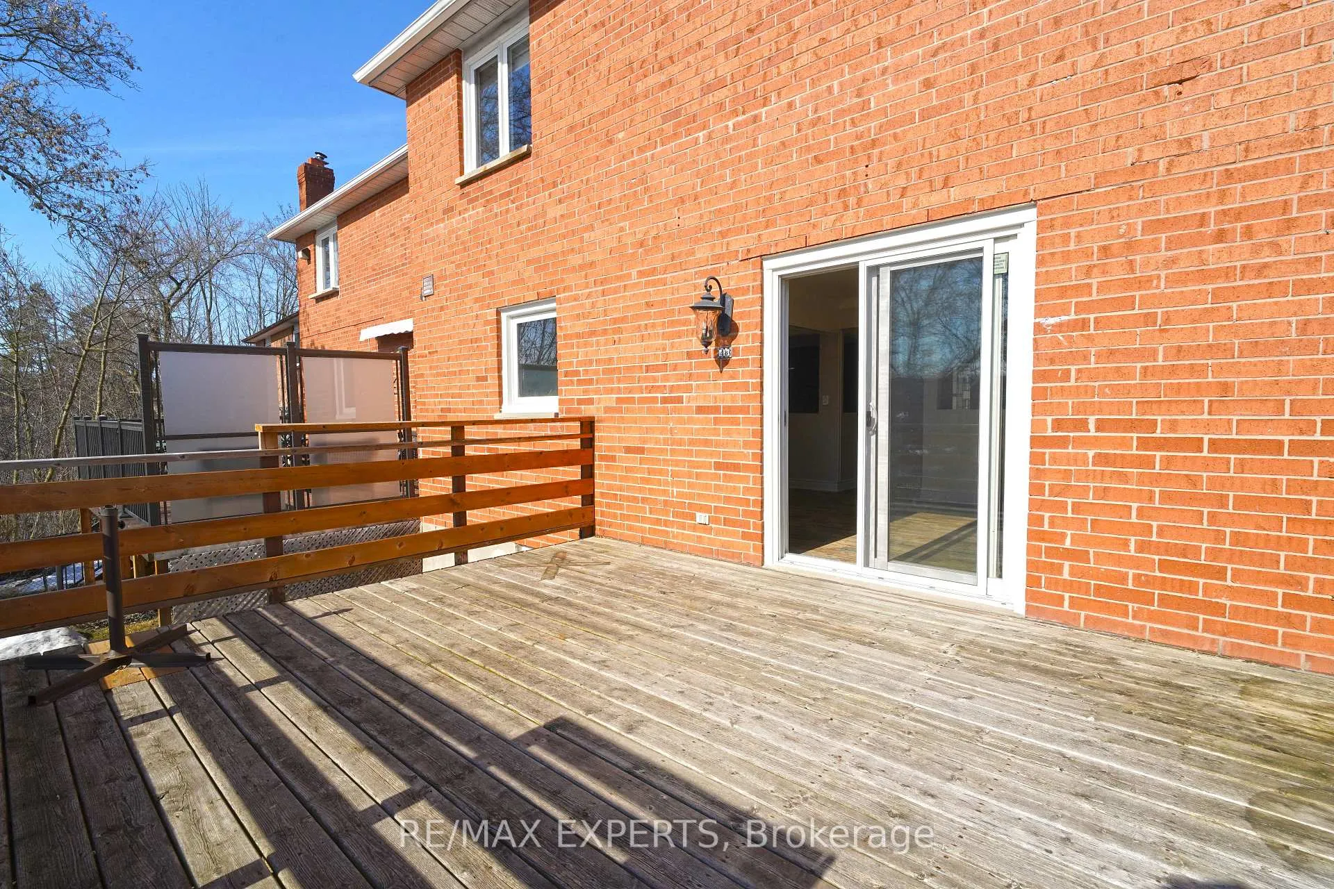 Photo 25 of 48 Sackville Street, Caledon, Bolton West — HOMEH