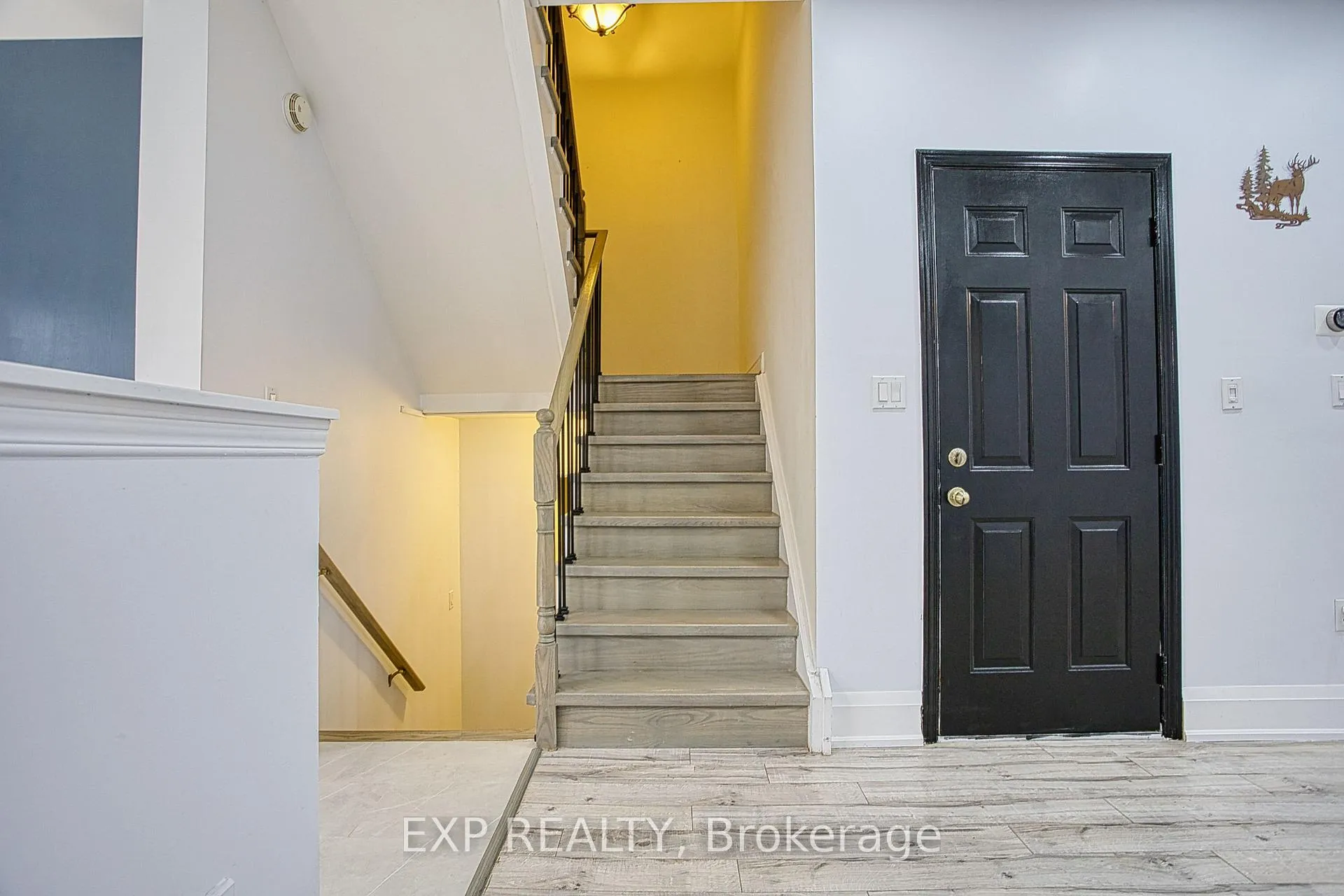Photo 8 of 20 Goldeye Drive, Hamilton, Winona Park — HOMEH