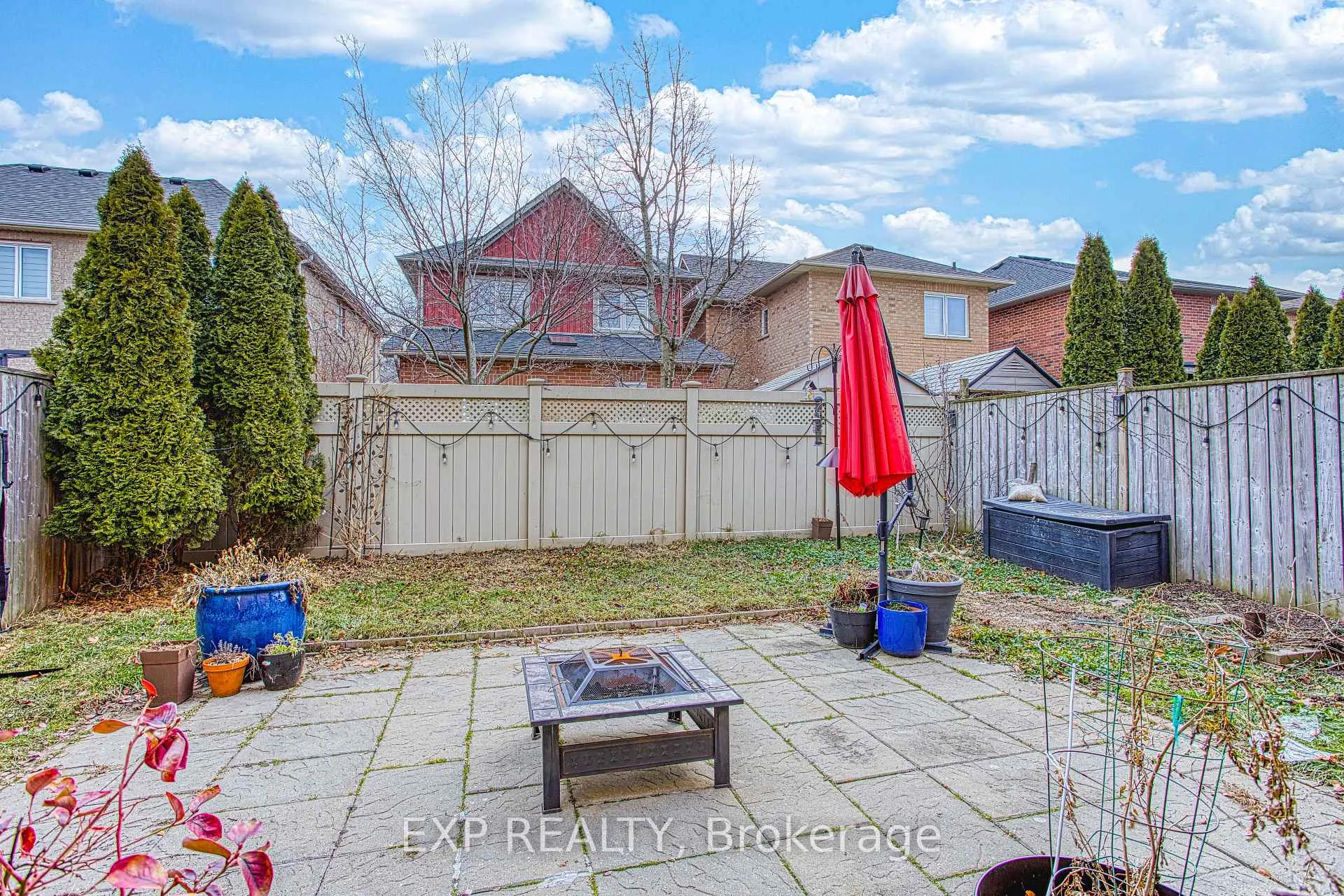 Photo 32 of 20 Goldeye Drive, Hamilton, Winona Park — HOMEH
