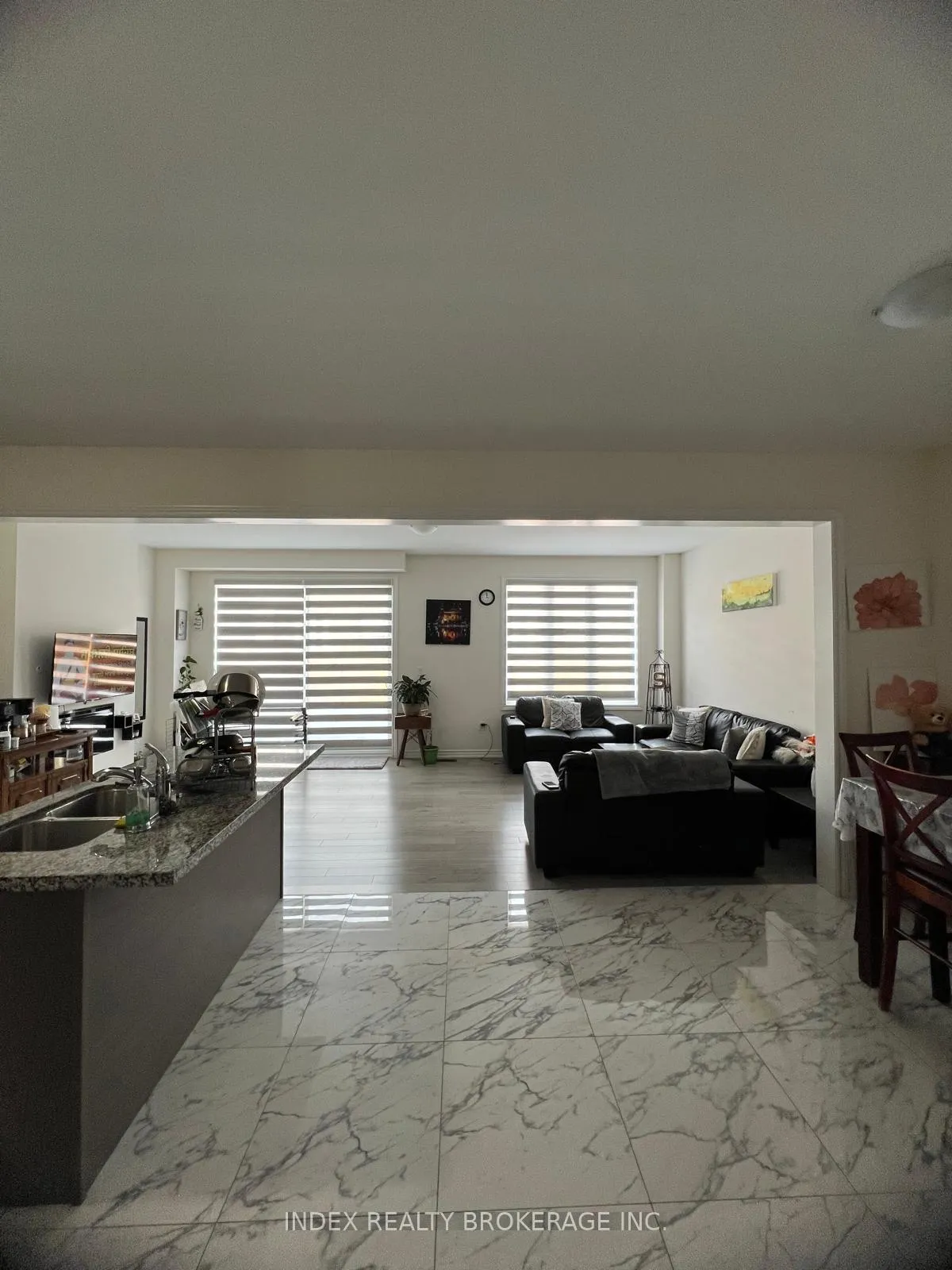 Photo 4 of 24 Calabria Drive, Caledon, Rural Caledon — HOMEH