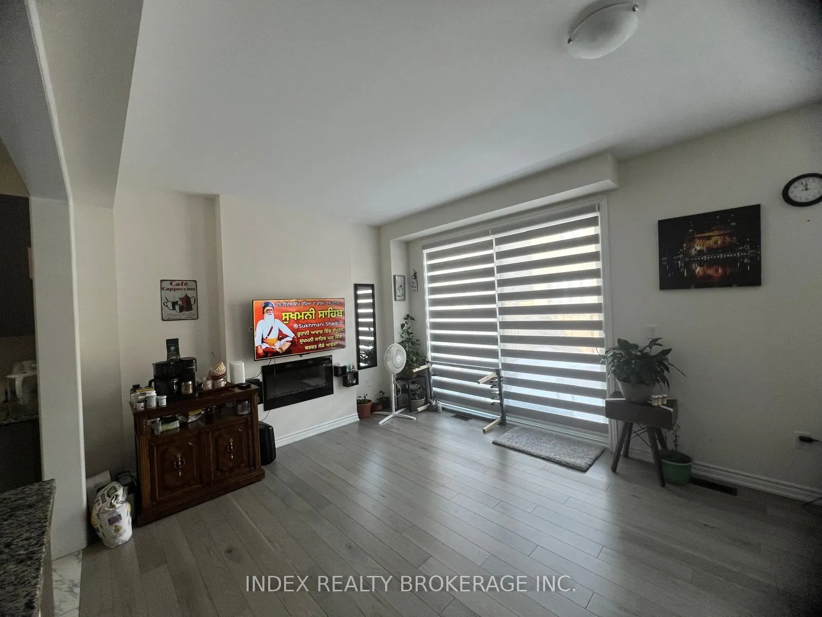 Photo 5 of 24 Calabria Drive, Caledon, Rural Caledon — HOMEH