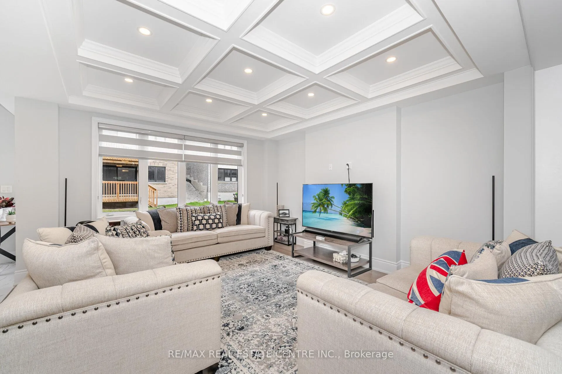Photo 11 of 37 Periwinkle Road, Springwater, Midhurst — HOMEH