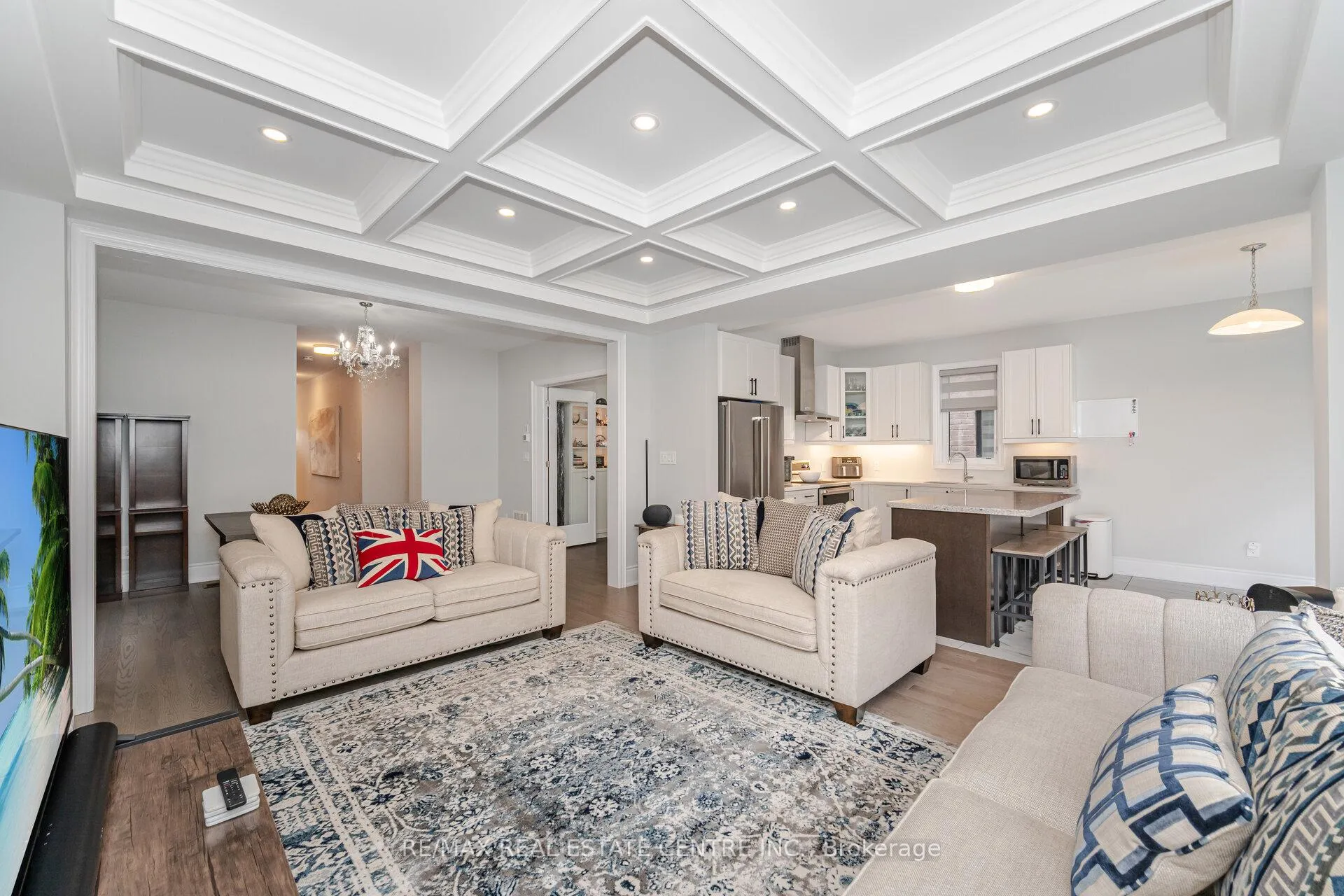 Photo 13 of 37 Periwinkle Road, Springwater, Midhurst — HOMEH