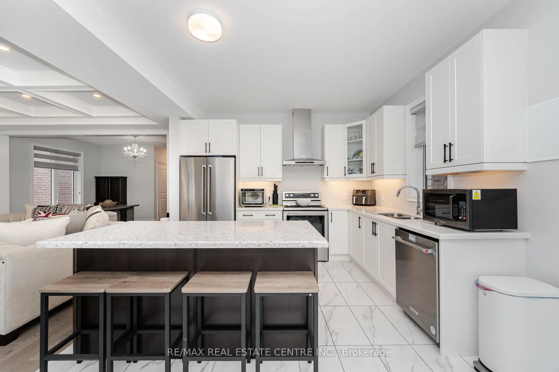 Photo 15 of 37 Periwinkle Road, Springwater, Midhurst — HOMEH