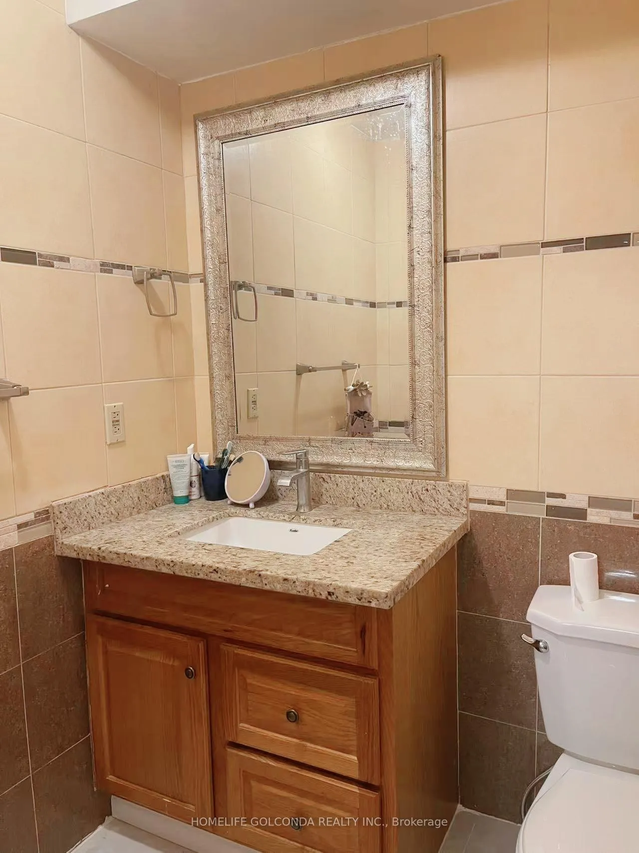 Photo 9 of 38 Harness Circle, Markham, Milliken Mills East — HOMEH