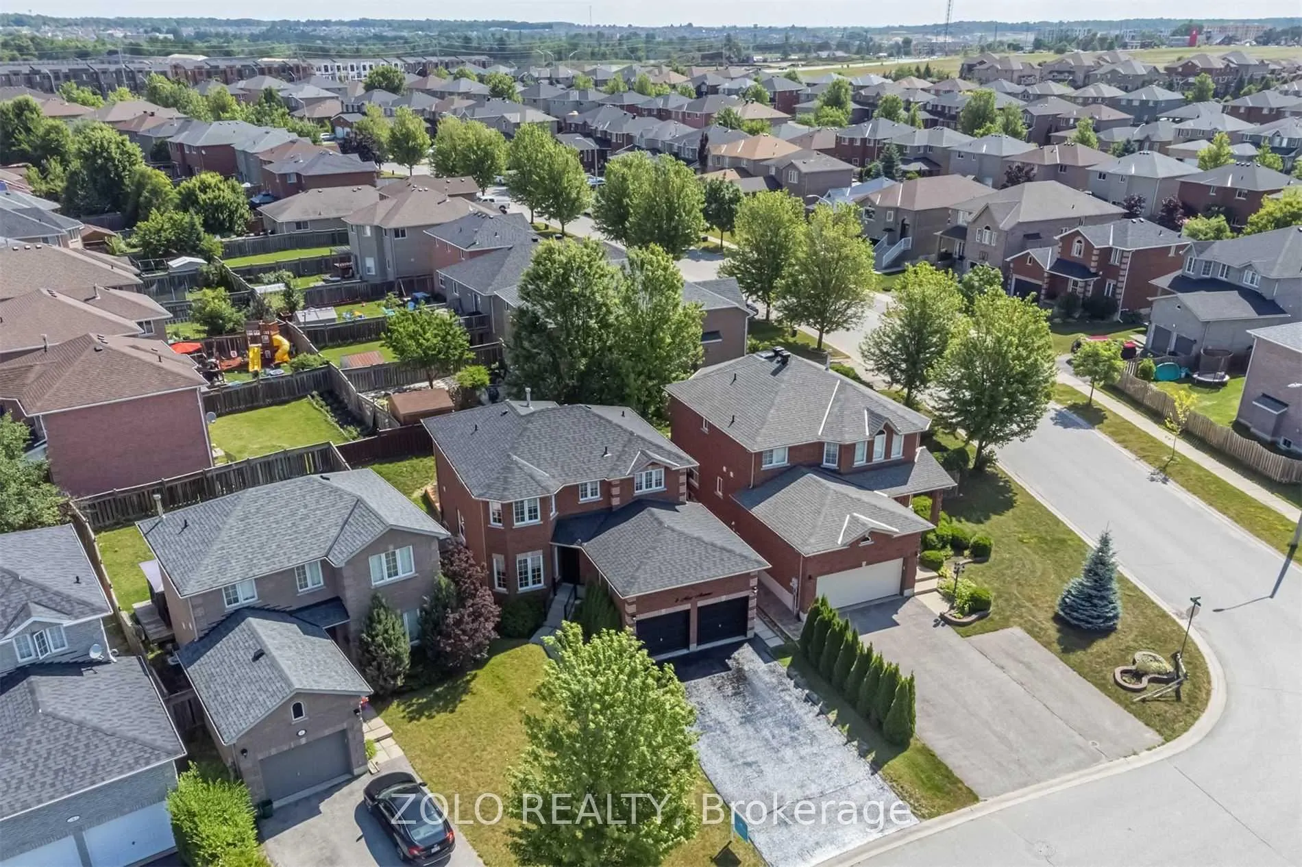 Photo 2 of Unit Lower, 6 Max Avenue, Barrie, Painswick South — HOMEH