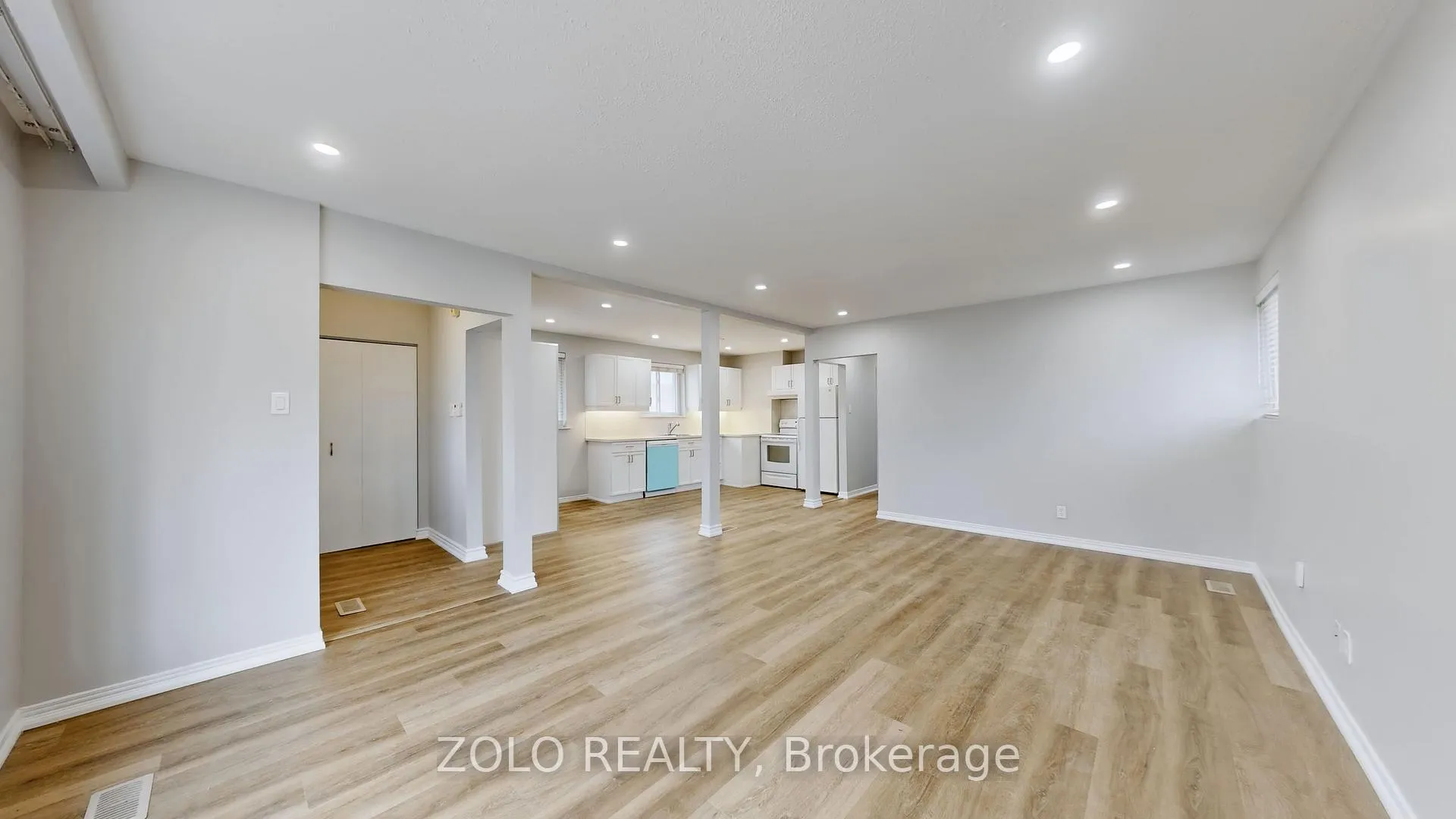 Photo 9 of 860 Sanok Drive, Pickering, West Shore — HOMEH