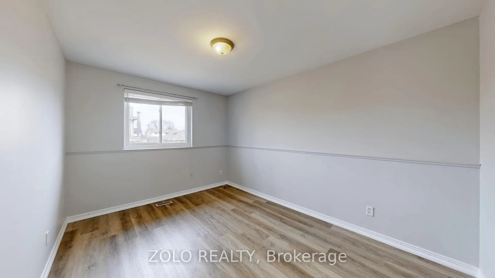 Photo 15 of 860 Sanok Drive, Pickering, West Shore — HOMEH