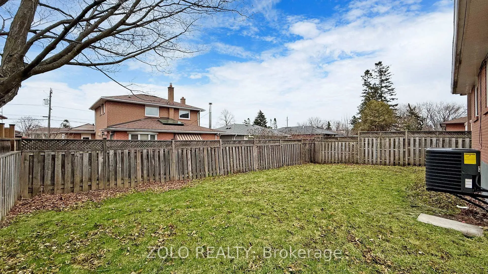 Photo 24 of 860 Sanok Drive, Pickering, West Shore — HOMEH