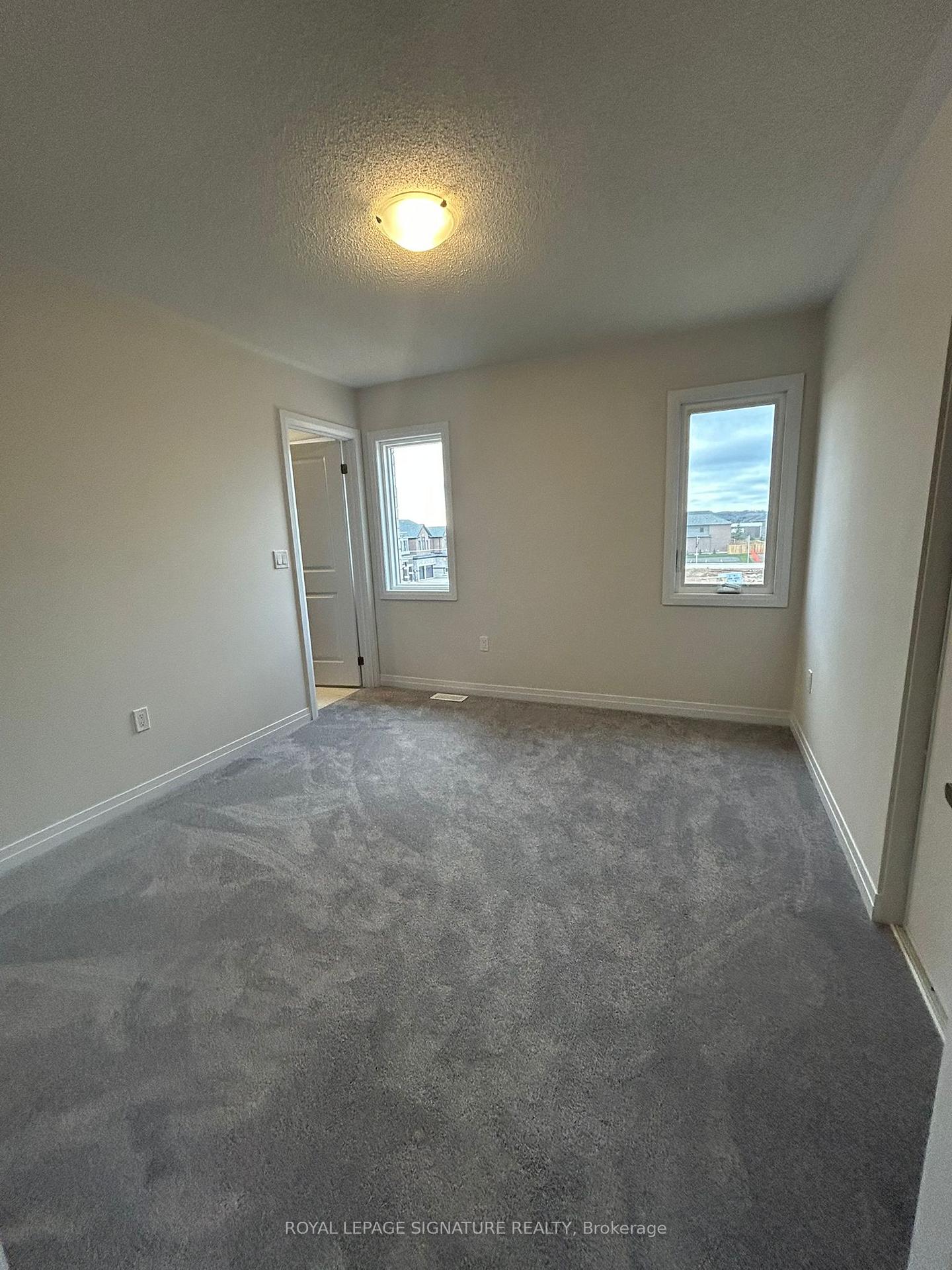 Photo 3 of 28 Gibson Drive, Erin — HOMEH