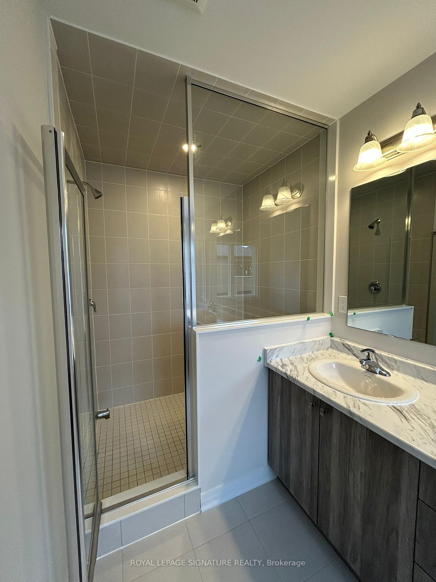 Photo 4 of 28 Gibson Drive, Erin — HOMEH